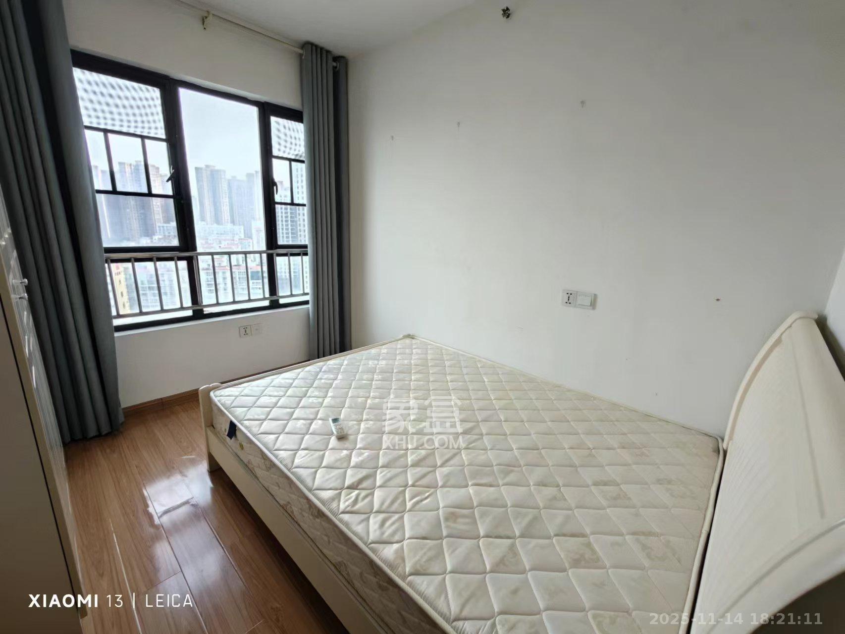 天鸿天府(天鸿中央大院) 2室1厅1卫 2300.0元/月 天鸿天府(天鸿中央大院) 2室1厅1卫 2300.0元/月室内图