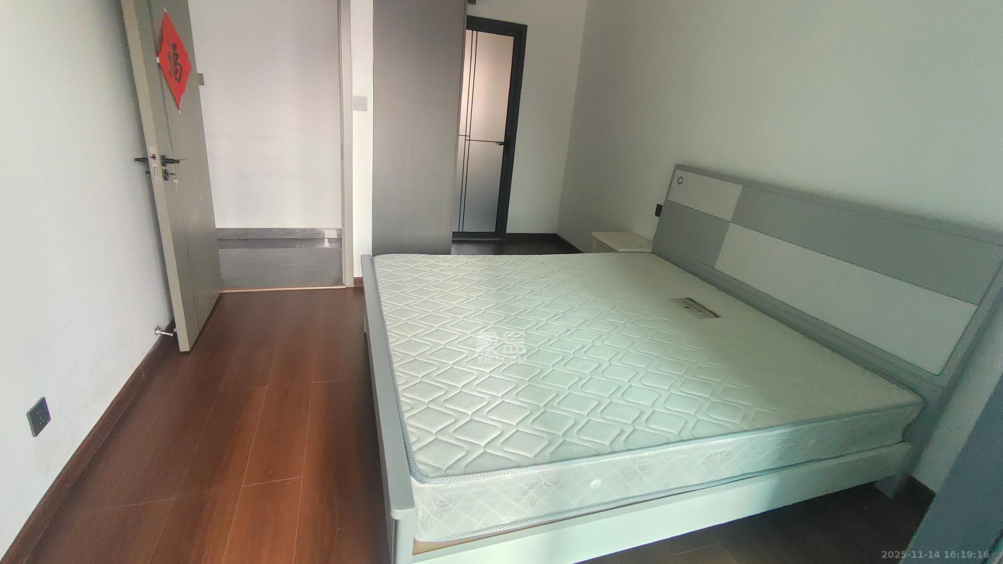 中建钰和城  3室2厅2卫    3200.0元/月室内图