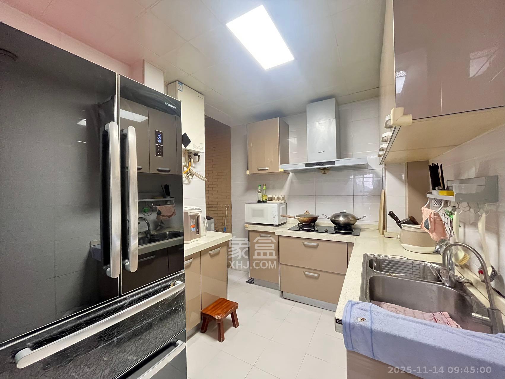 中一九骏(枫桥苑) 3室2厅1卫 2700.0元/月 中一九骏(枫桥苑) 3室2厅1卫 2700.0元/月室内图