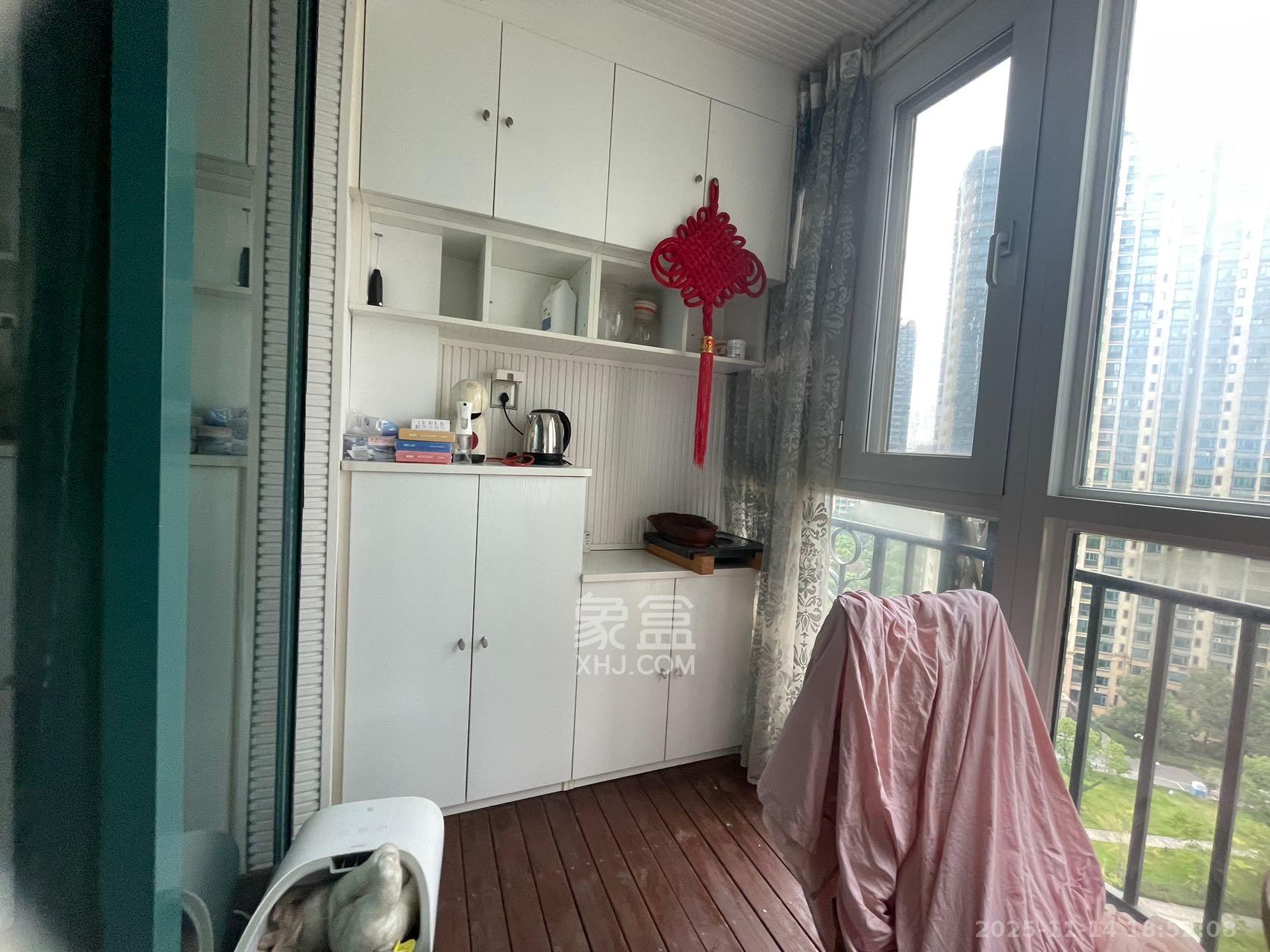 恒大雅苑 4室2厅2卫 3200.0元/月 恒大雅苑 4室2厅2卫 3200.0元/月室内图