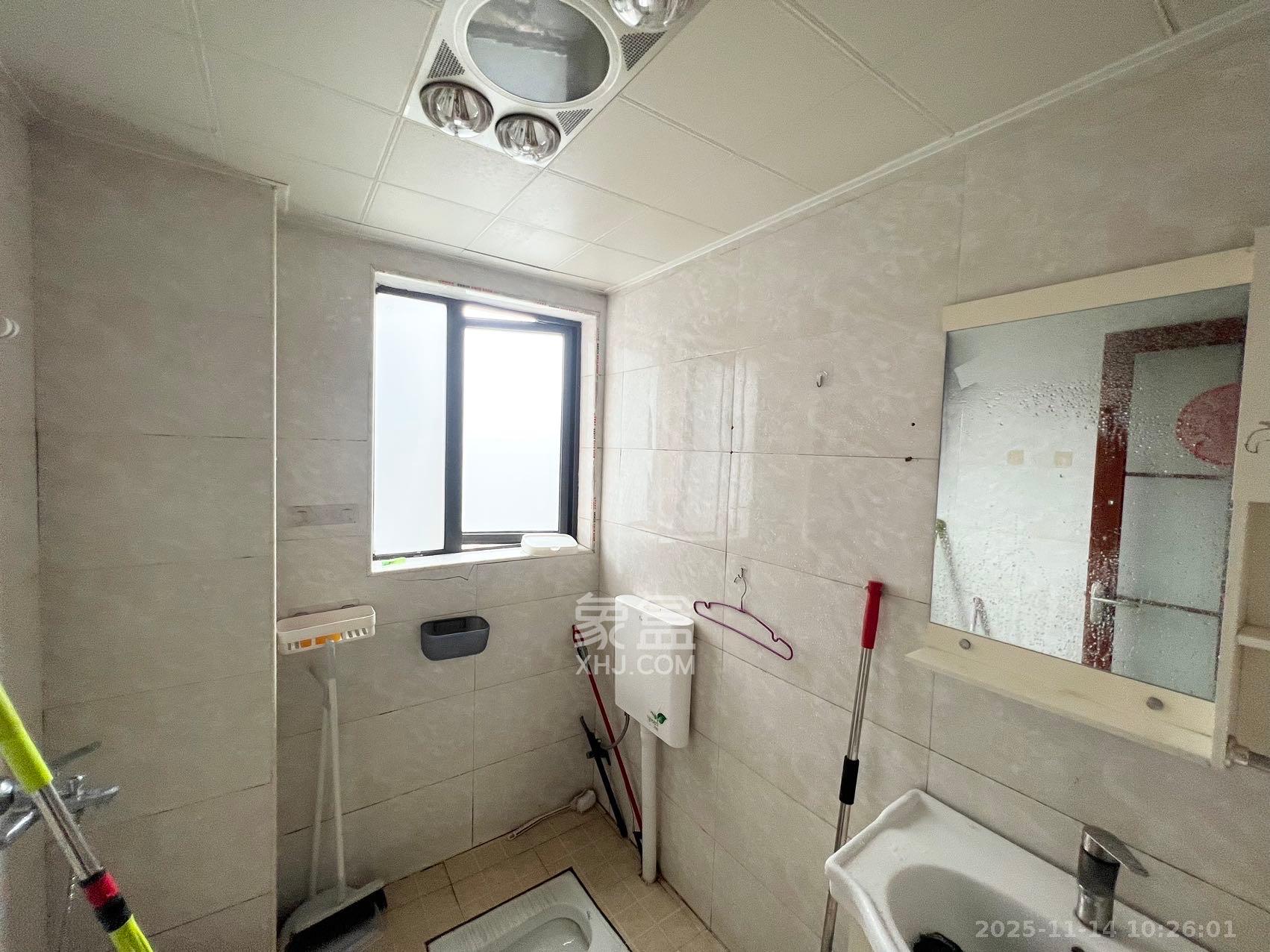 东驿竹园  2室2厅1卫    1800.0元/月室内图