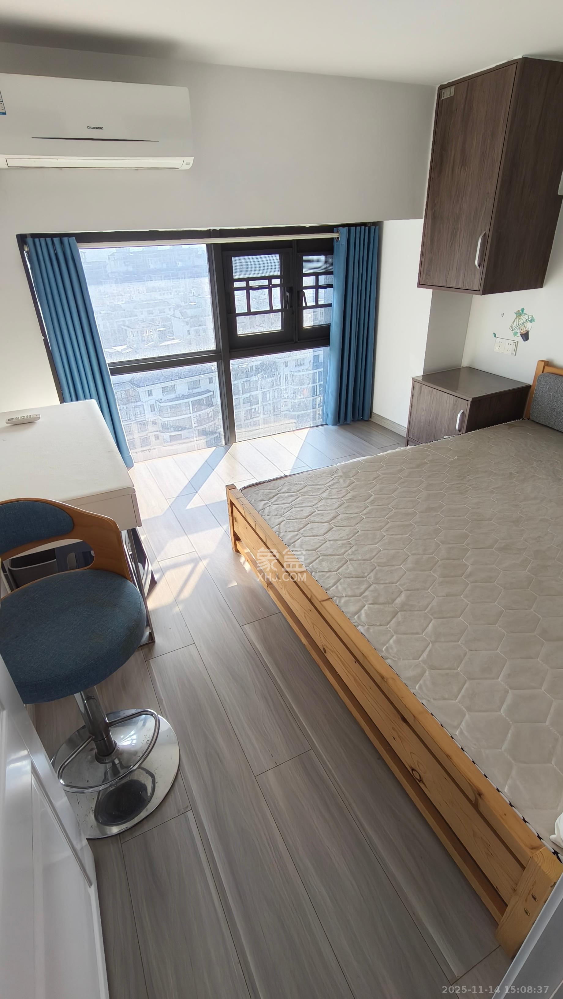 弘坤云寓  1室0厅0卫    2300.0元/月室内图