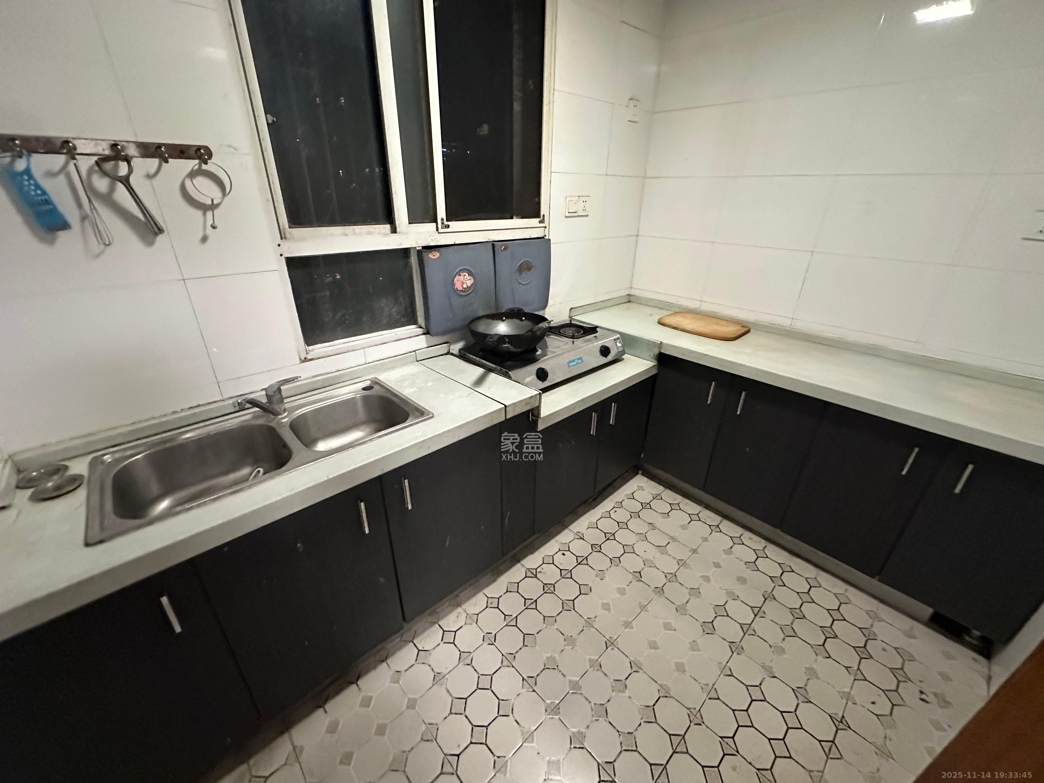 维力宿舍（维力花园）  2室1厅1卫    1500.0元/月室内图