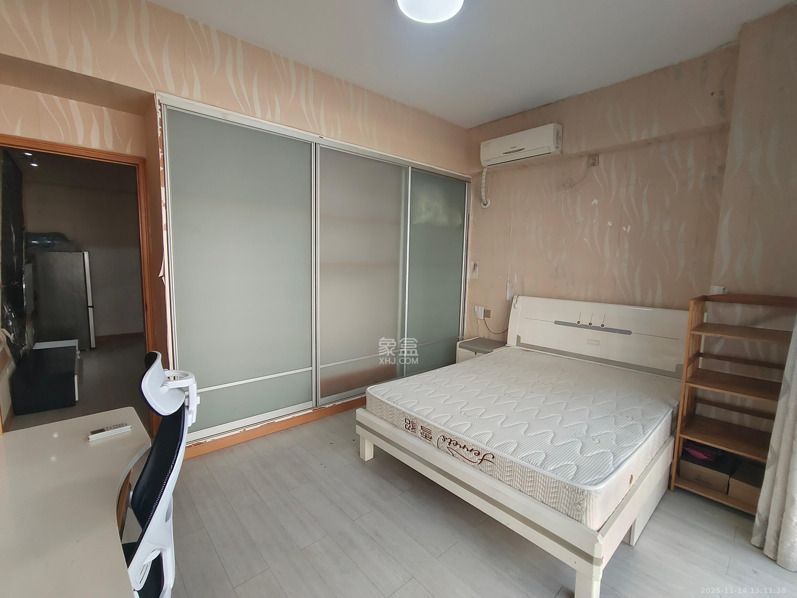 朝阳银座 1室1厅1卫 1700.0元/月 朝阳银座 1室1厅1卫 1700.0元/月室内图