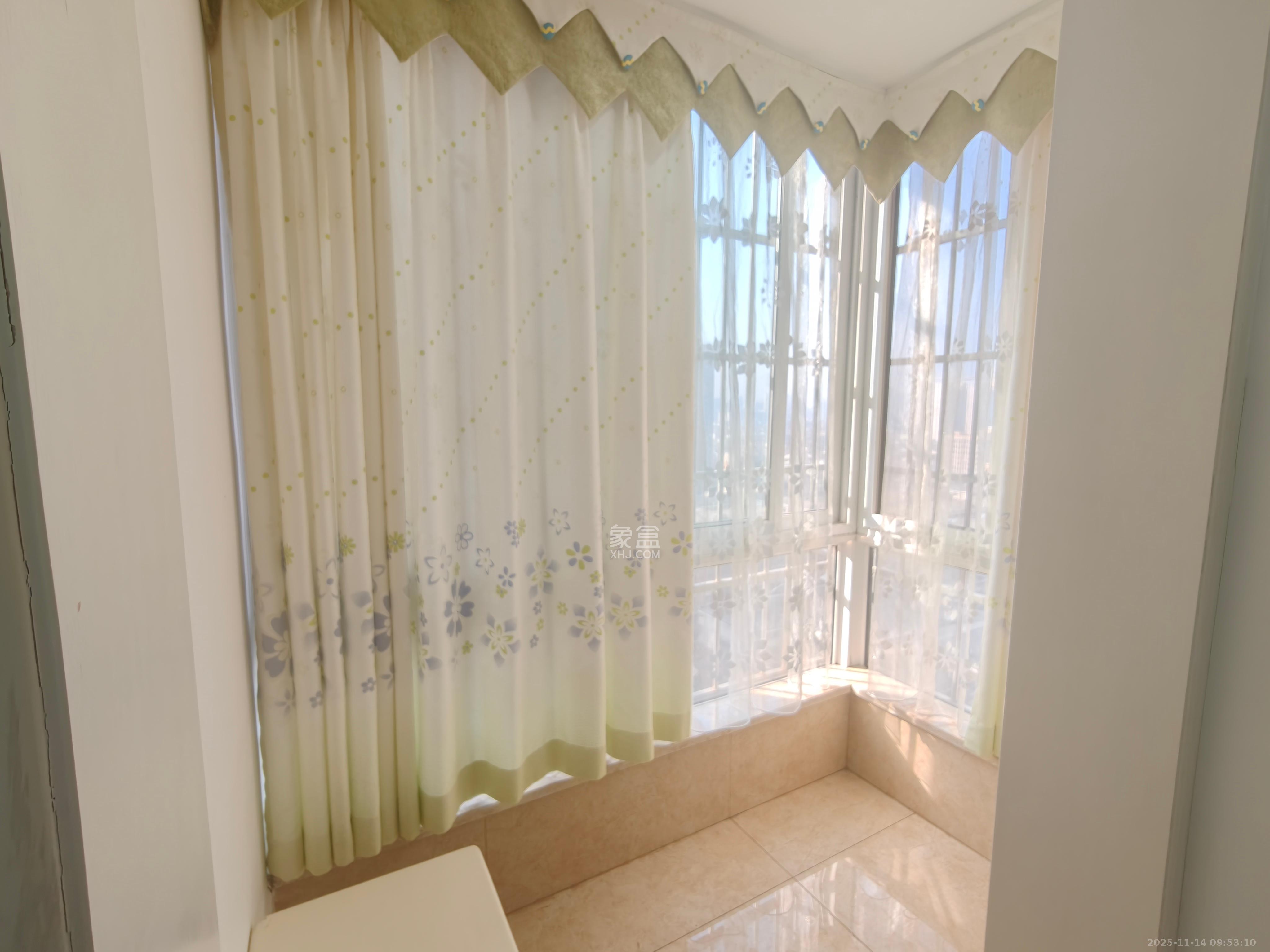 鑫科明珠  1室2厅2卫    2600.0元/月室内图