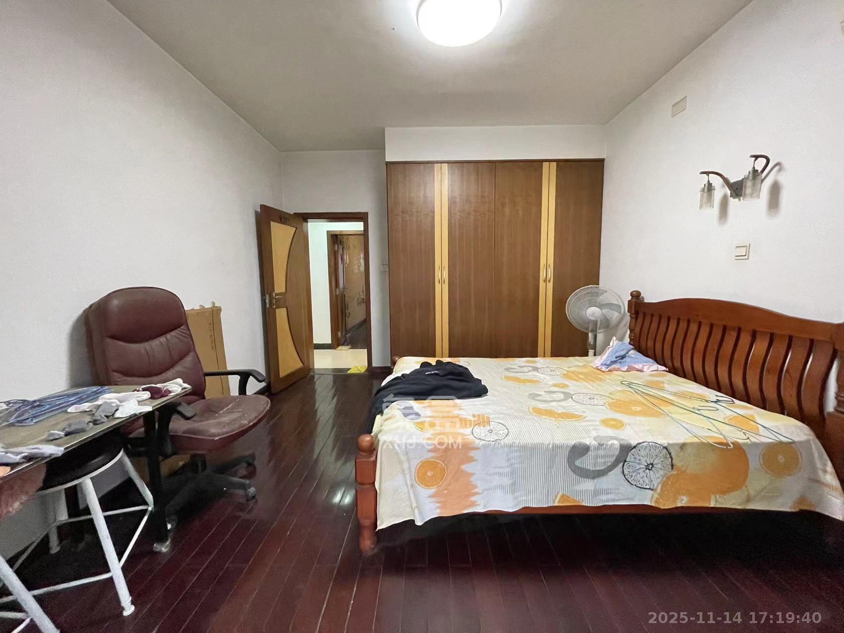 众立小区 1室2厅1卫 3200.0元/月 众立小区 1室2厅1卫 3200.0元/月室内图