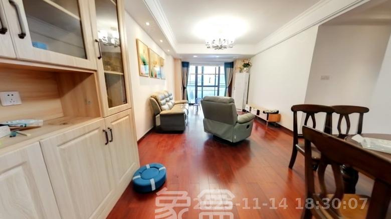 大鸿杰座  3室2厅2卫    3200.0元/月