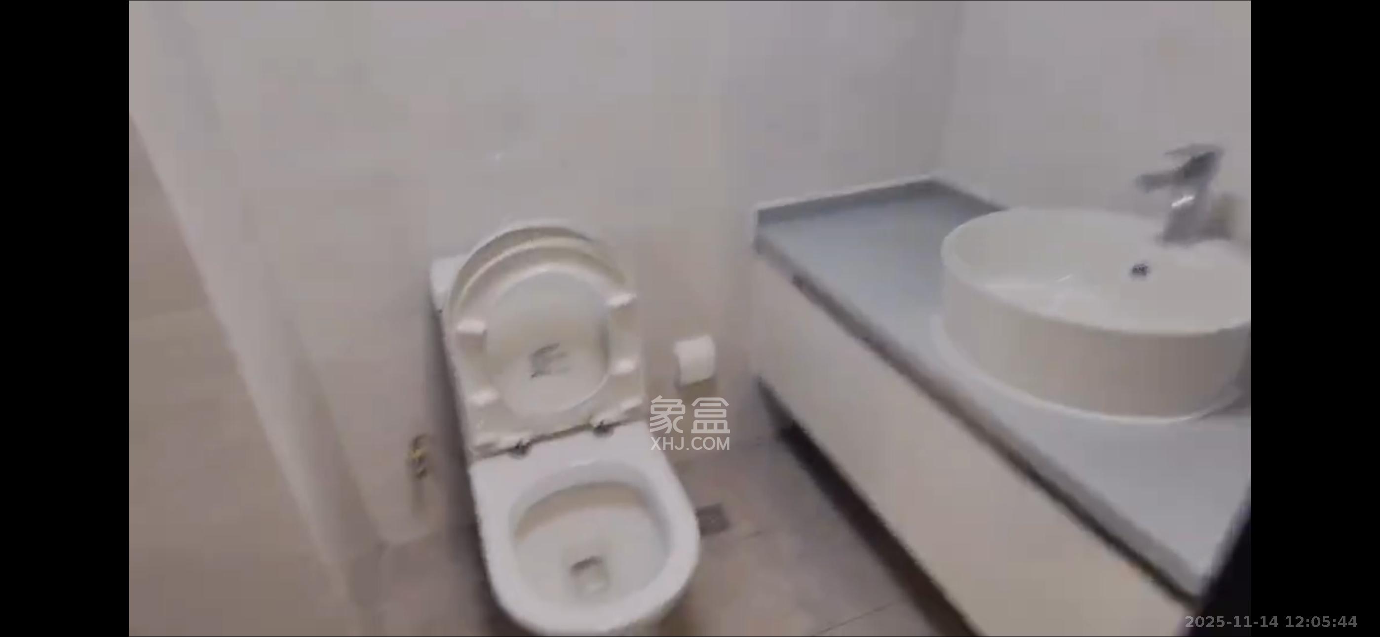 卓越江岸  1室1厅1卫    2300.0元/月室内图