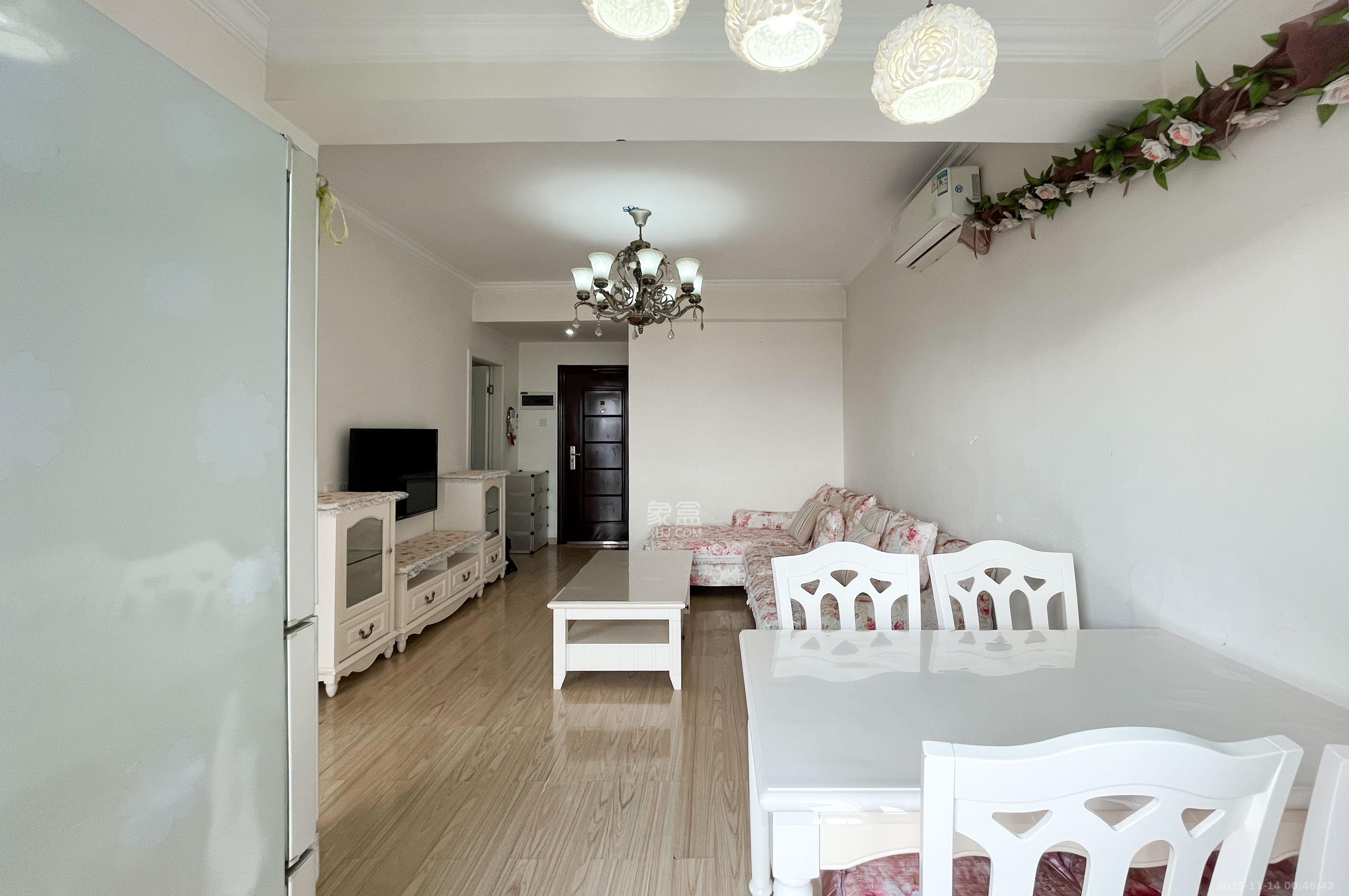 西铁馨寓(西铁领寓) 1室1厅1卫 48.0万 西铁馨寓(西铁领寓) 1室1厅1卫 48.0万其他