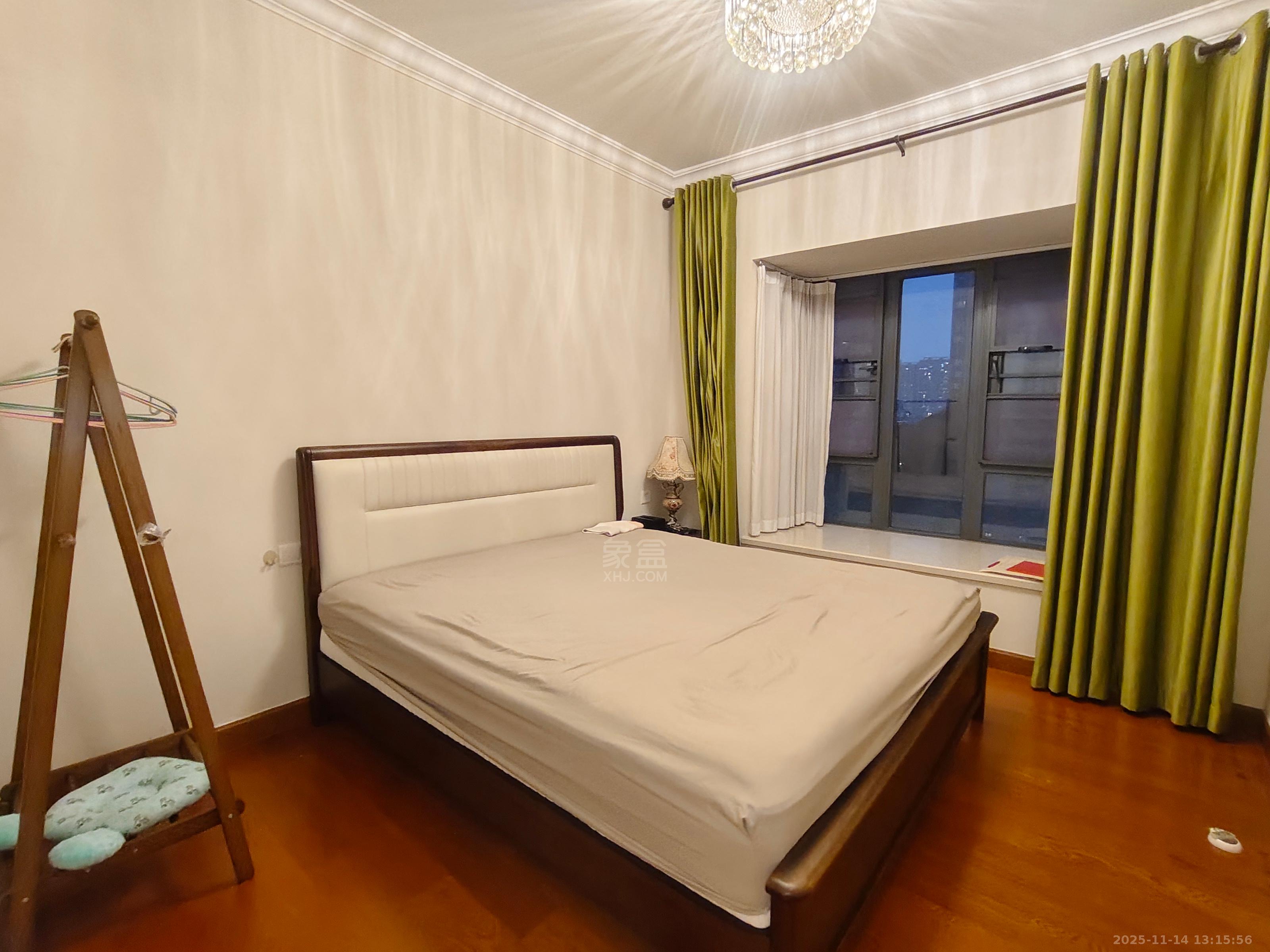 恒大林溪郡  3室2厅2卫    1800.0元/月室内图