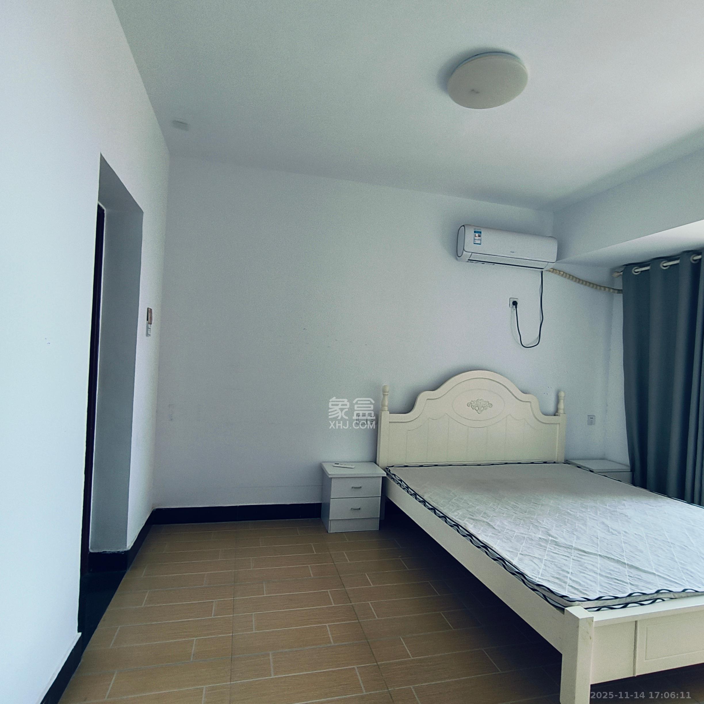 海德公园  4室2厅2卫    2200.0元/月室内图