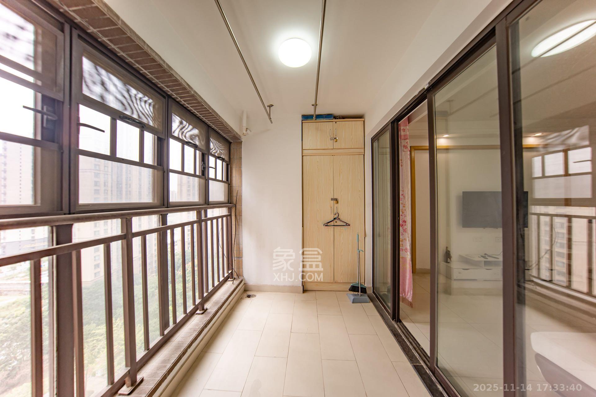 中海国际四期  3室2厅2卫    2300.0元/月室内图