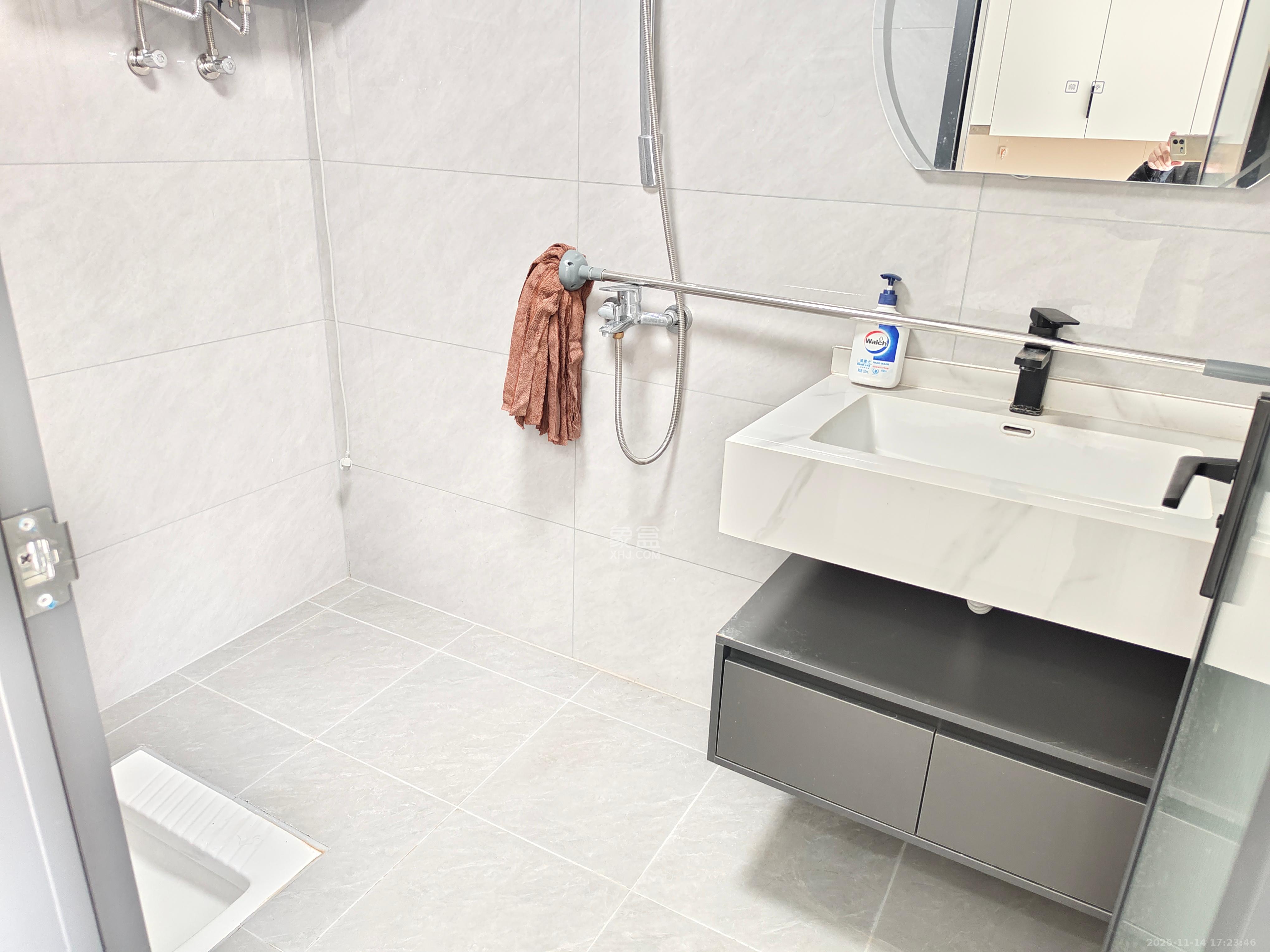 恒伟星中心  1室1厅1卫    2200.0元/月室内图