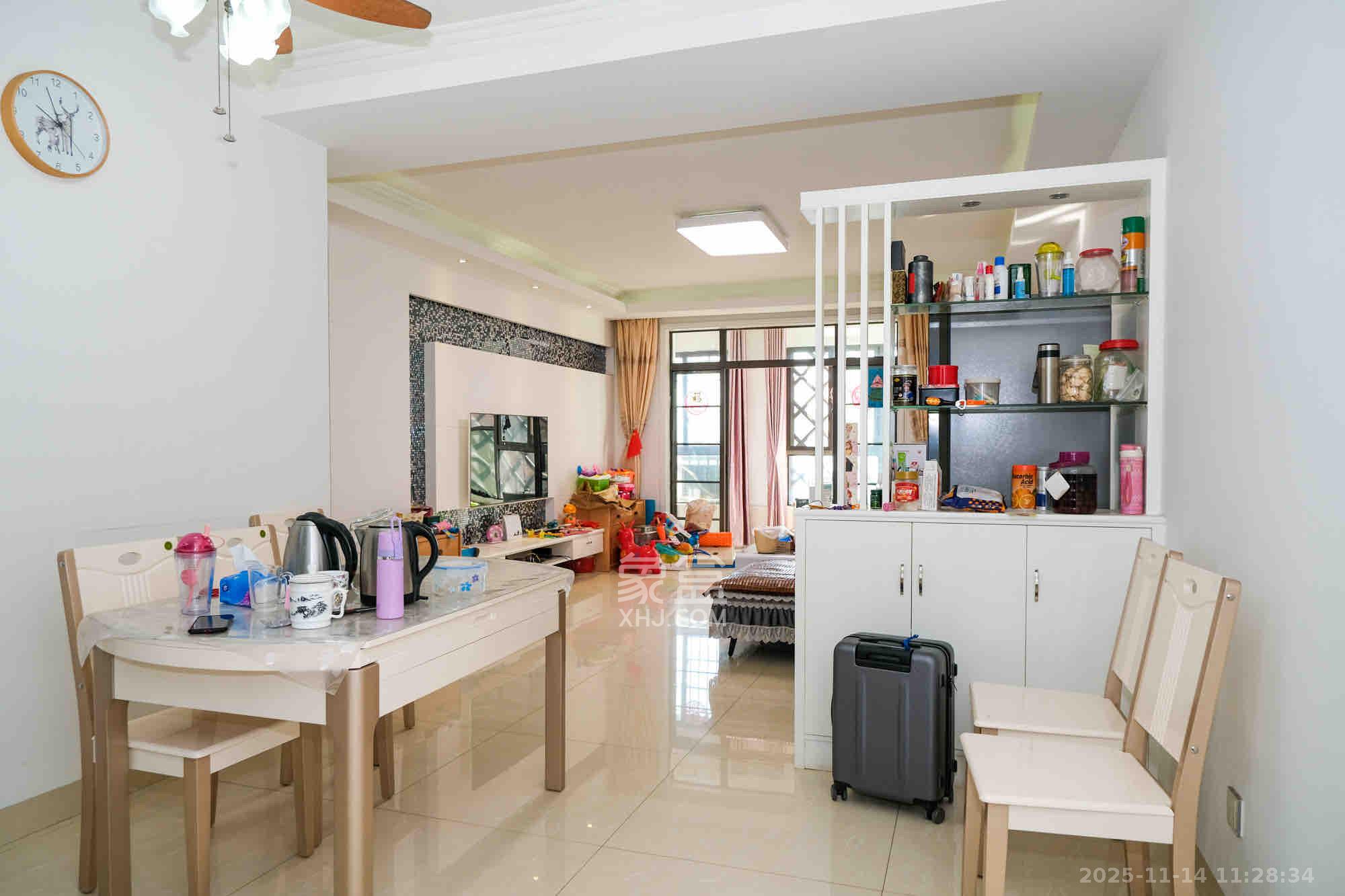 好望谷 3室2厅2卫 2000.0元/月 好望谷 3室2厅2卫 2000.0元/月室内图