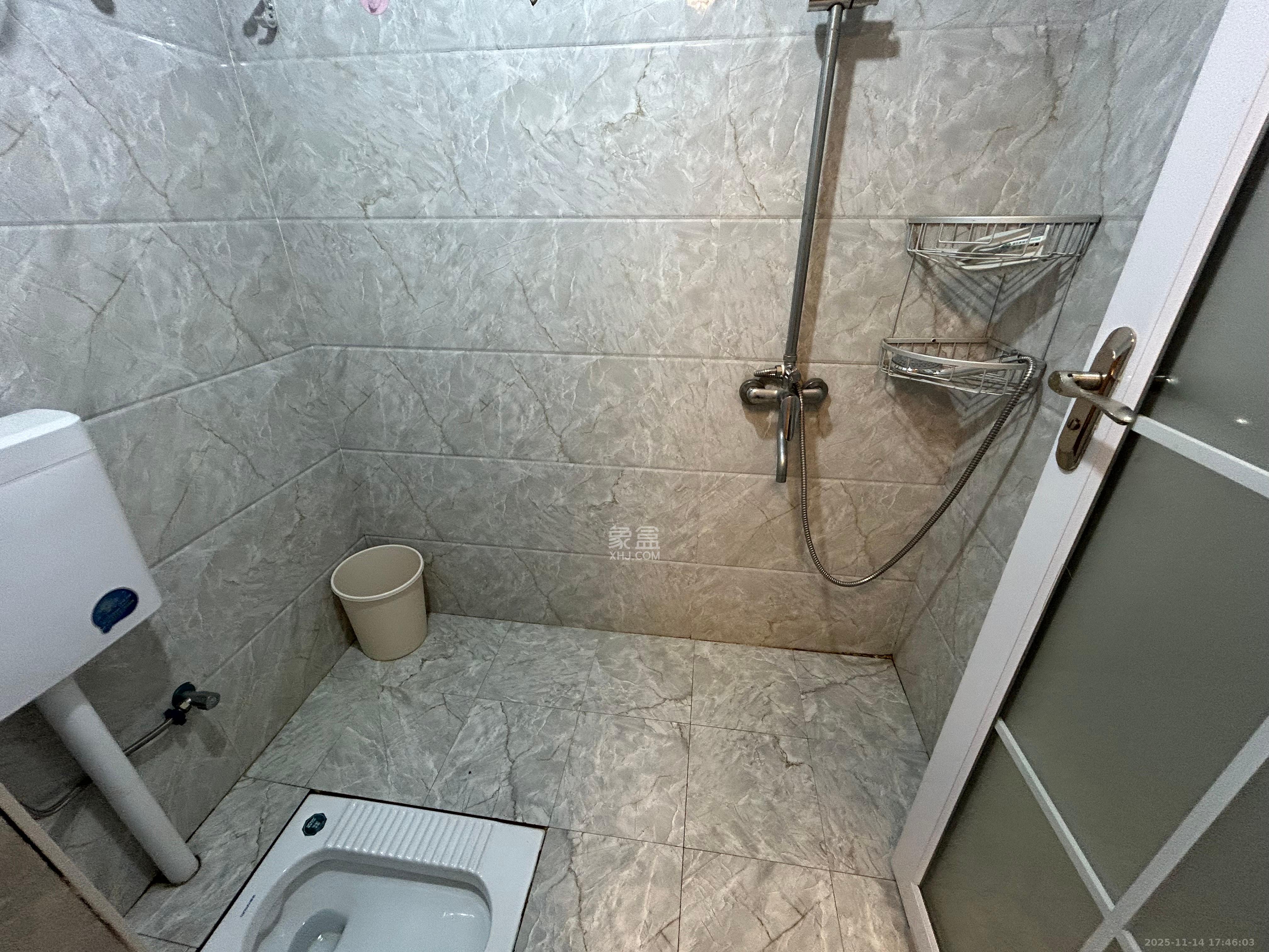 富兴旺角  1室1厅1卫    1500.0元/月室内图