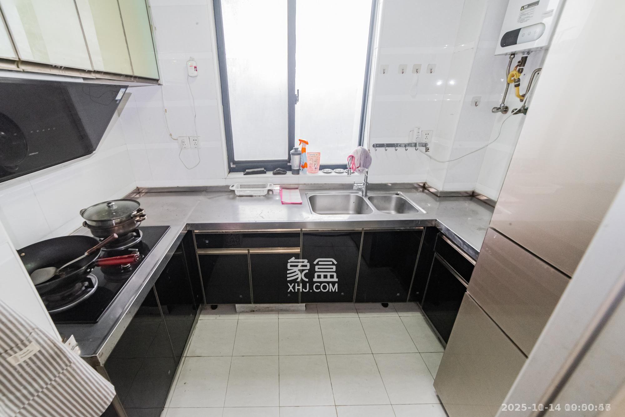 湘江世纪城赏江苑  2室1厅1卫    2000.0元/月室内图