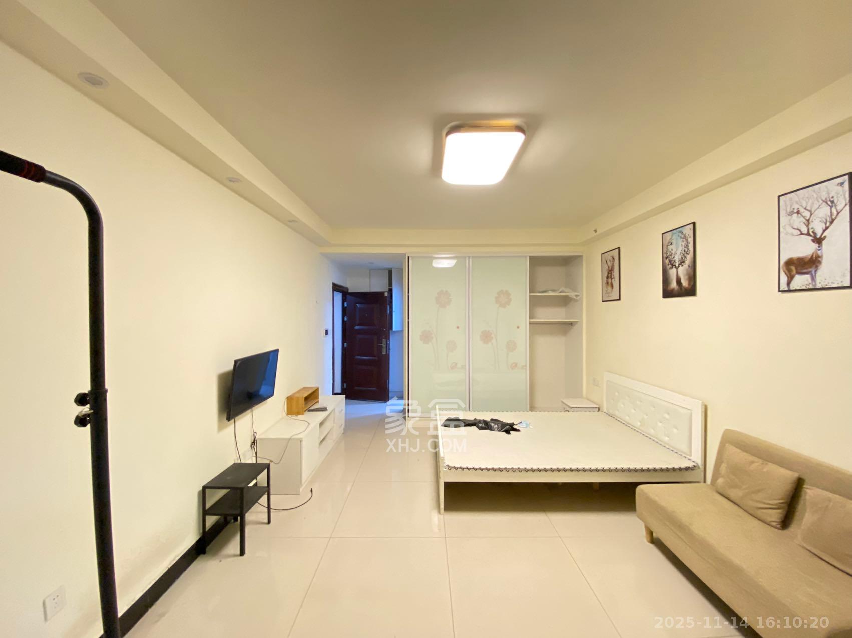 西子湖畔沃府  1室1厅1卫    1800.0元/月室内图