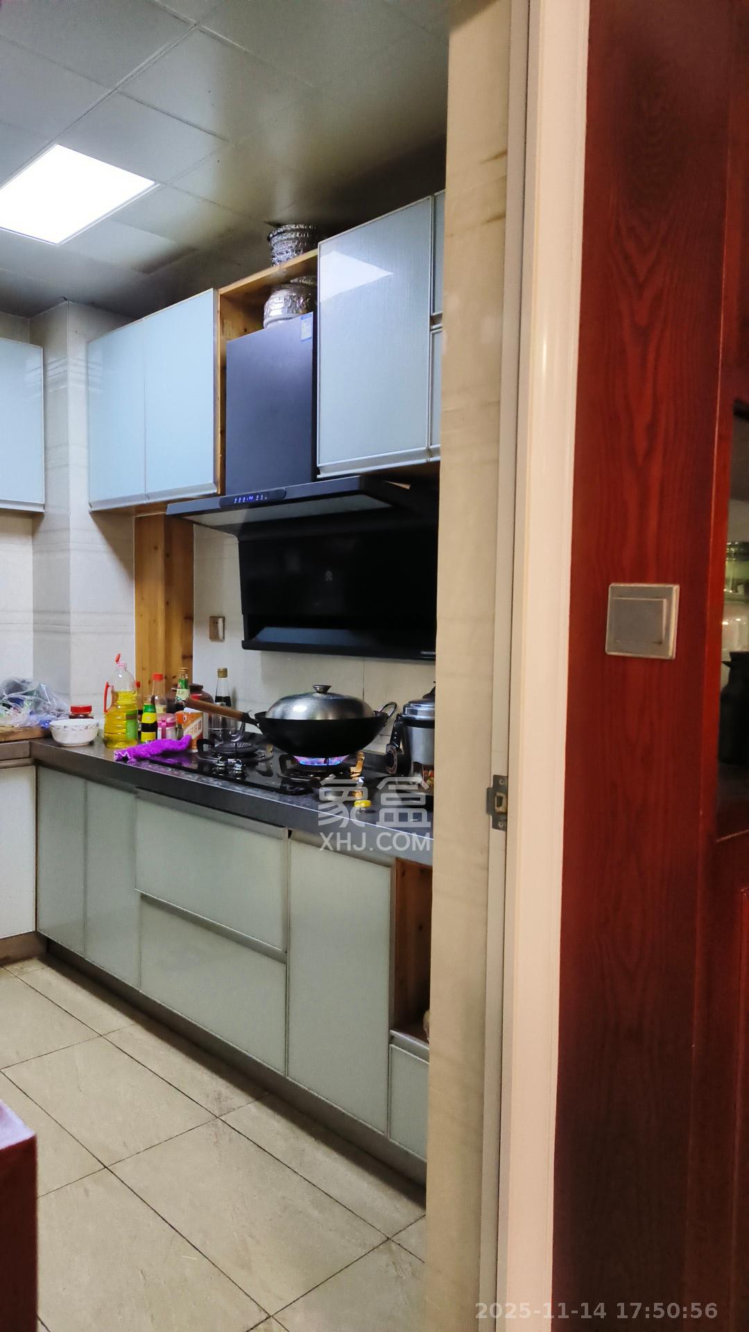 鑫科明珠 3室2厅1卫 2800.0元/月 鑫科明珠 3室2厅1卫 2800.0元/月室内图