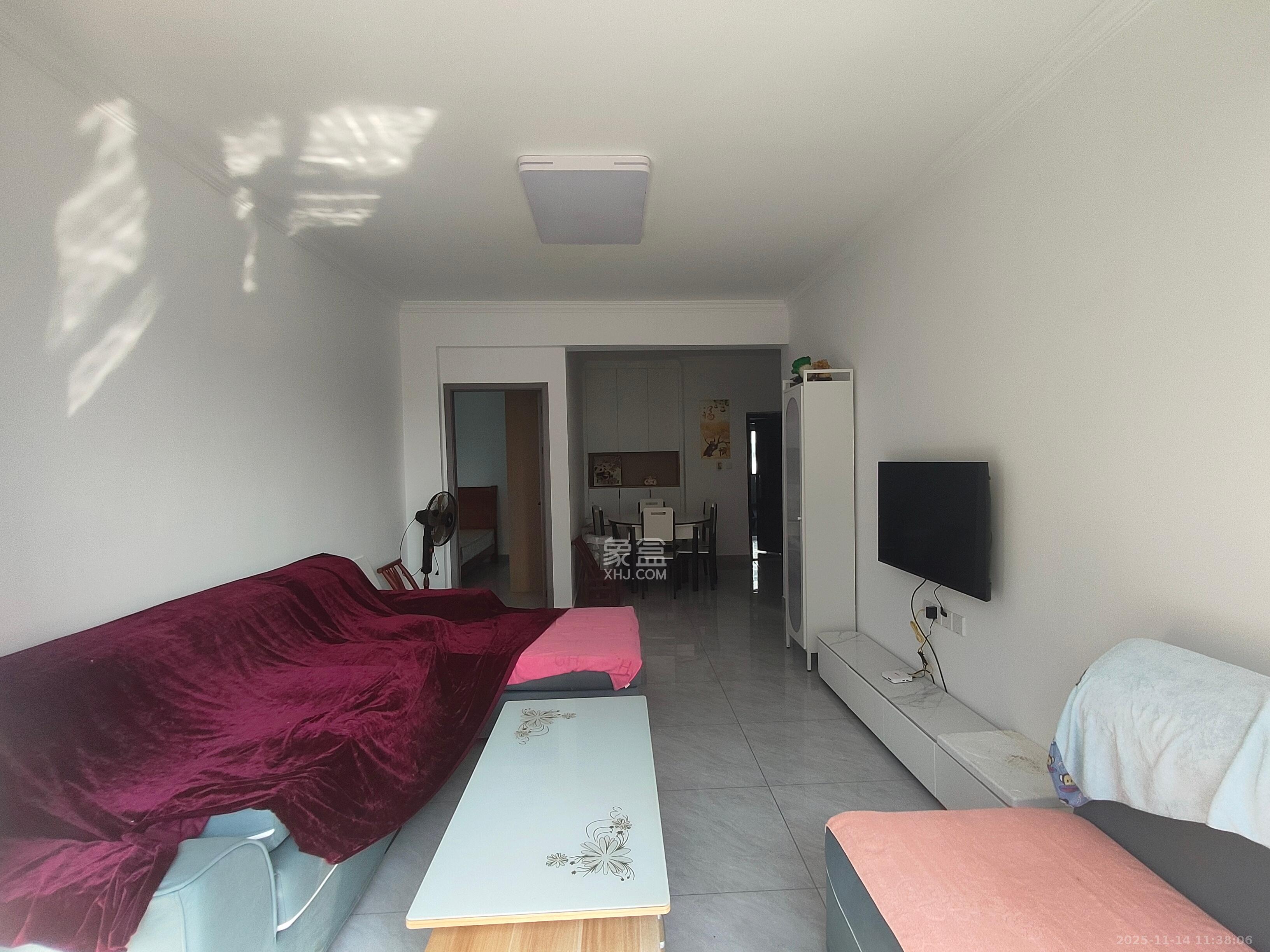 山水新城 2室2厅1卫 2000.0元/月 山水新城 2室2厅1卫 2000.0元/月室内图