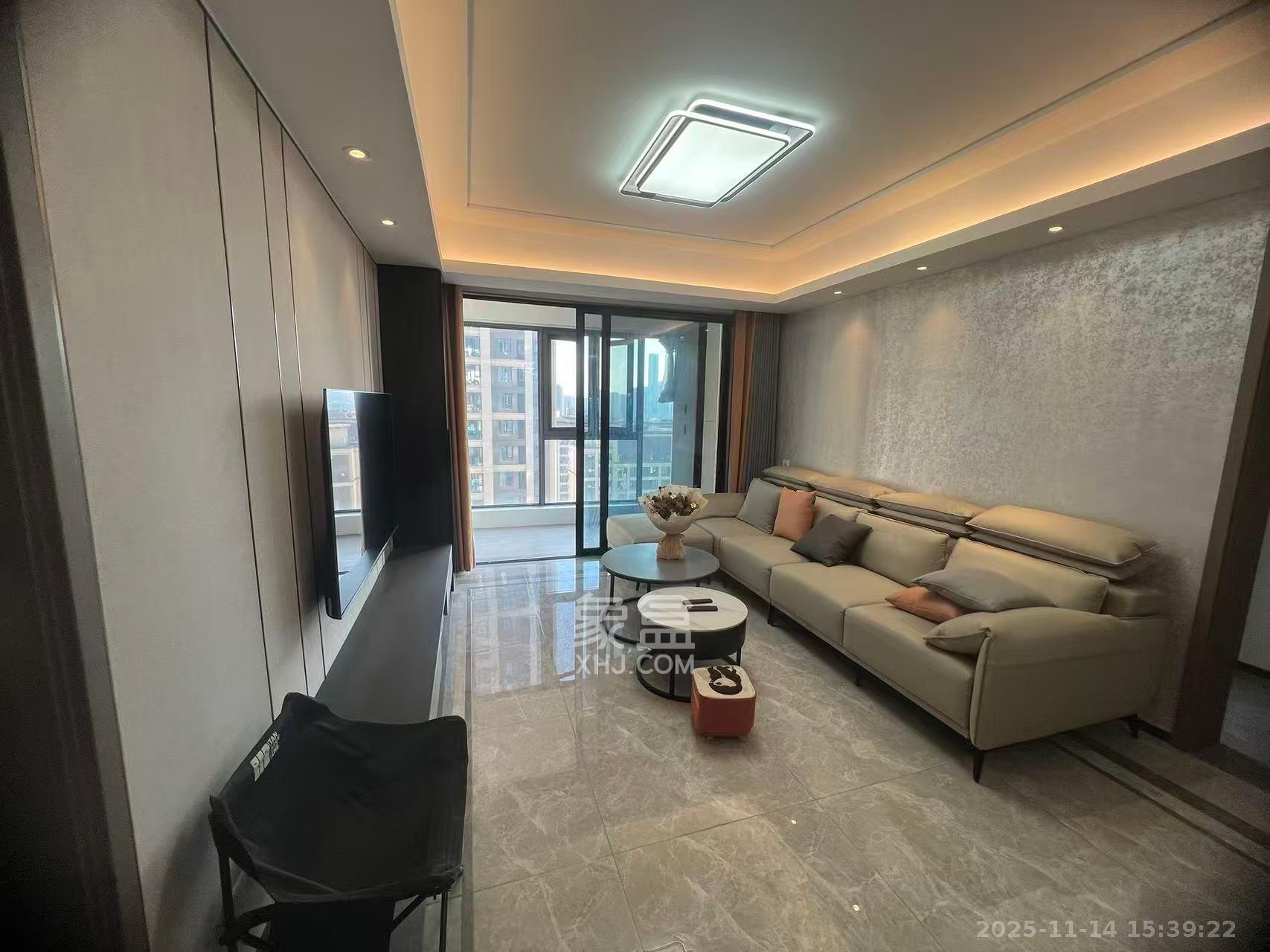 金茂建发观悦  3室2厅2卫    3500.0元/月室内图