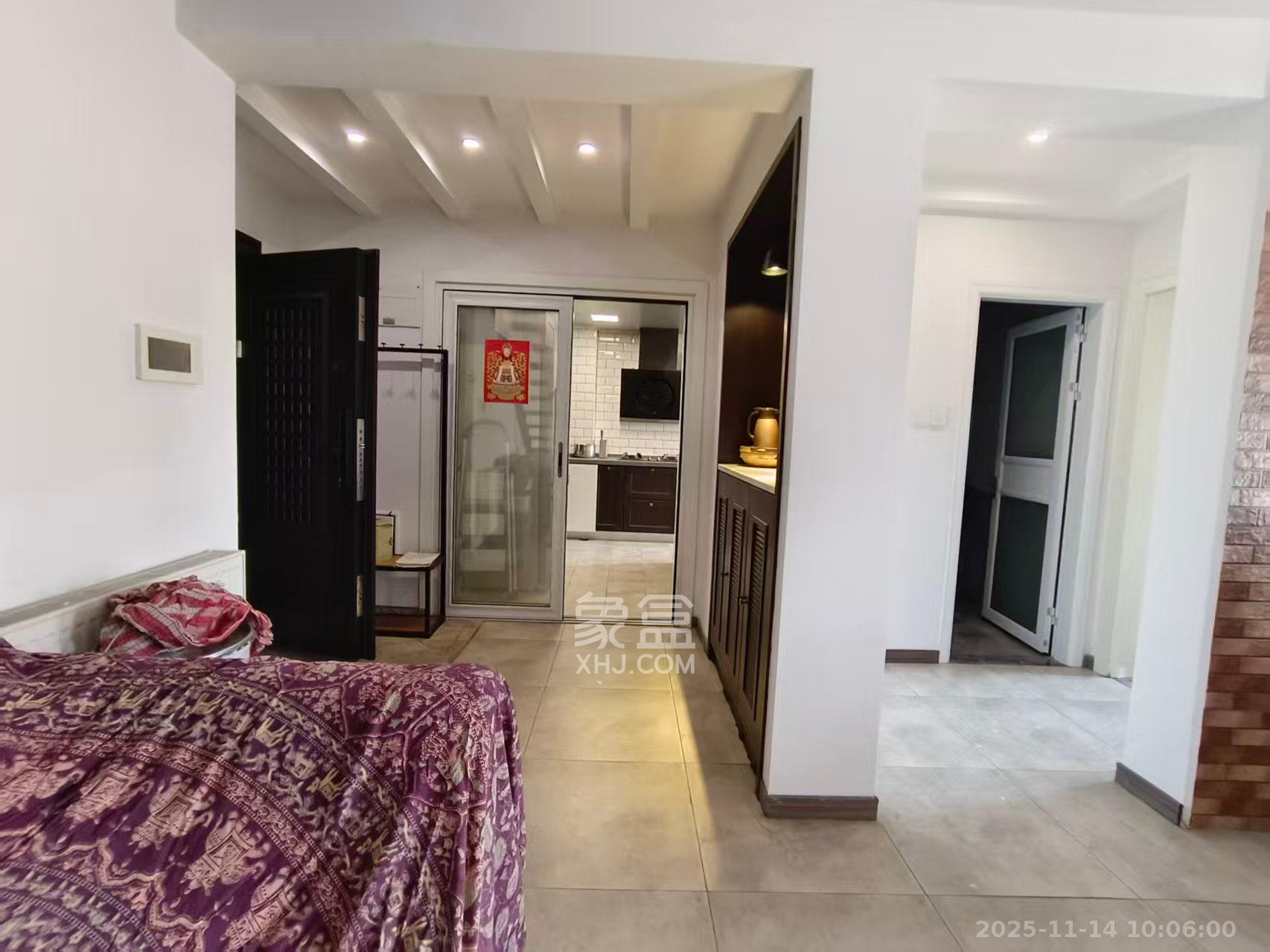 美洲故事高层 6室2厅2卫 5500.0元/月 美洲故事高层 6室2厅2卫 5500.0元/月室内图