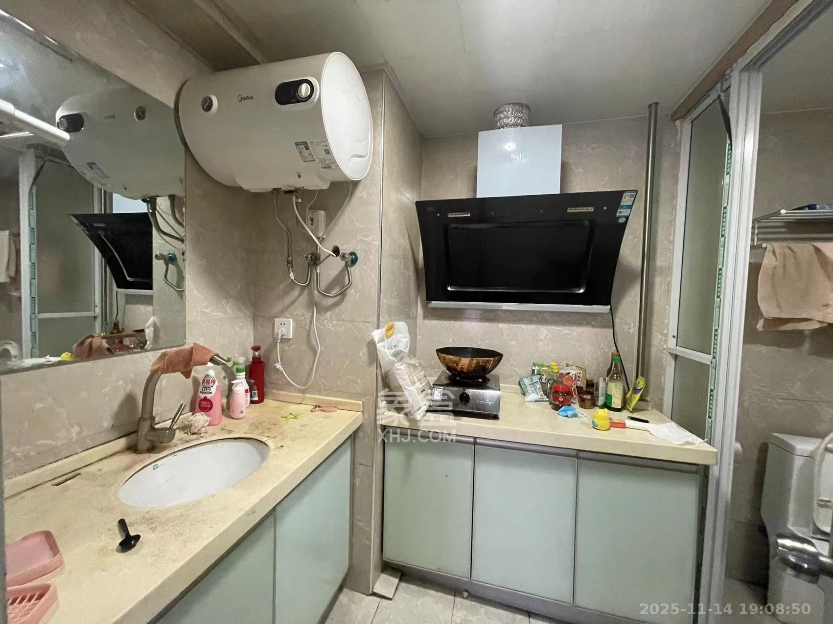 少帅府 1室1厅1卫 2300.0元/月 少帅府 1室1厅1卫 2300.0元/月室内图