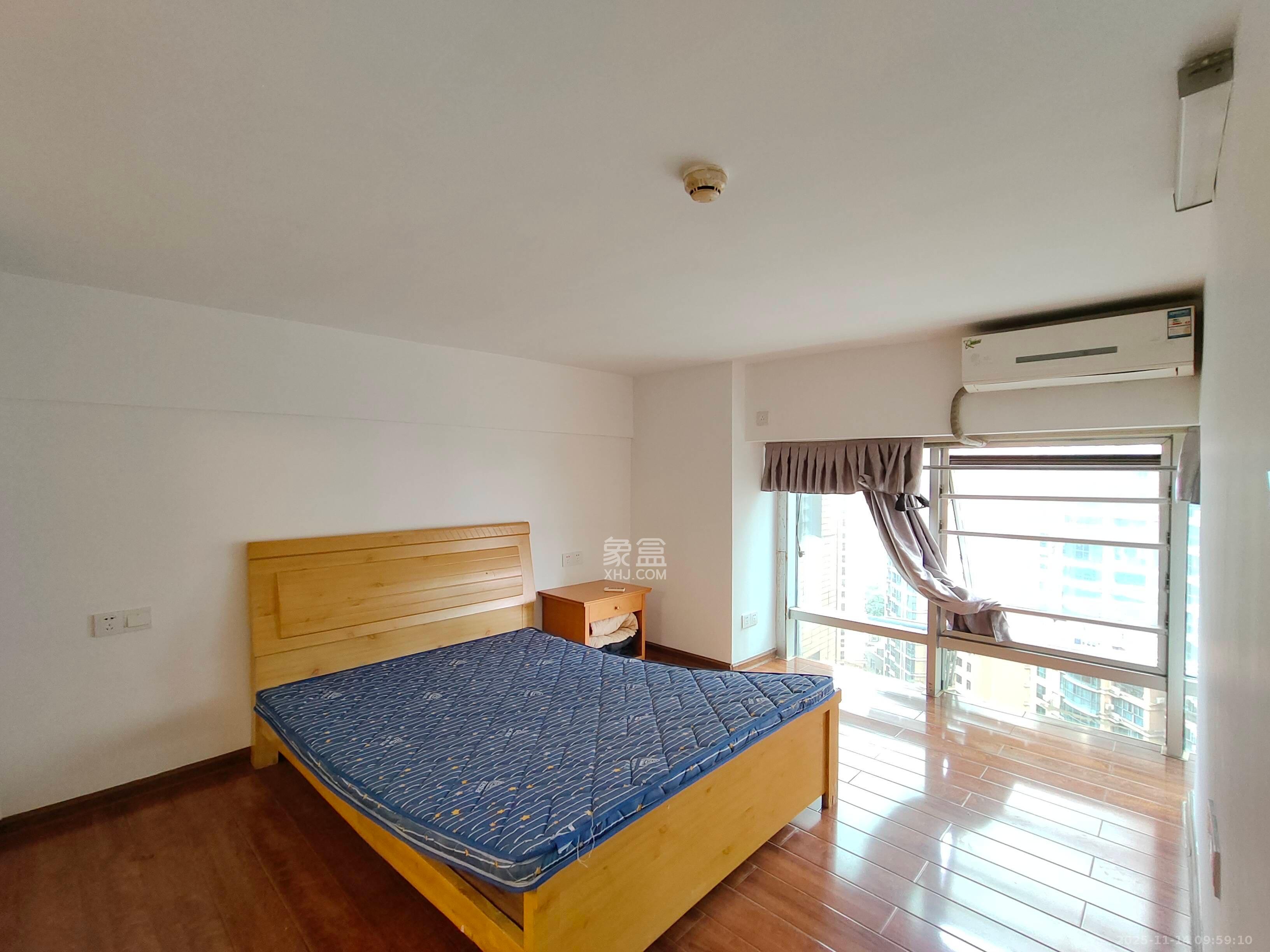 融圣国际  2室1厅1卫    1800.0元/月室内图