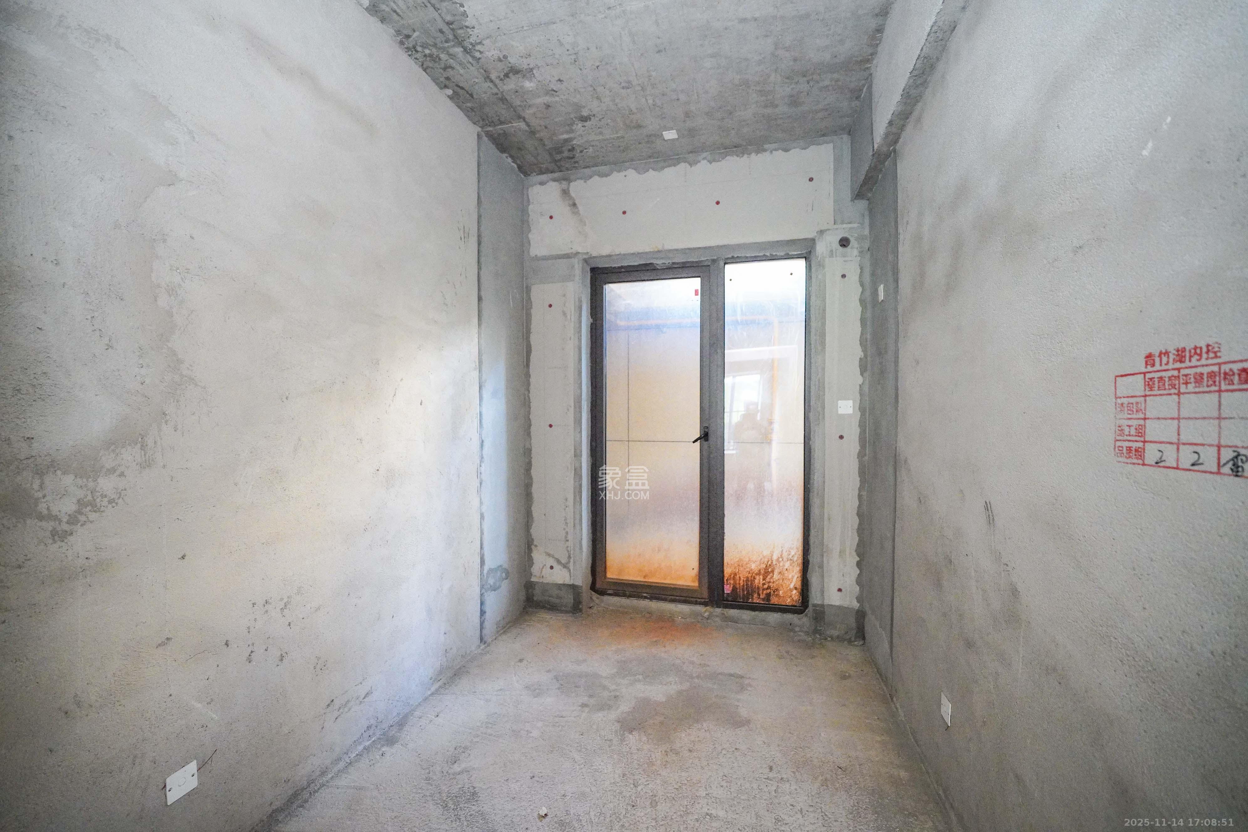 福天藏郡院子 3室2厅2卫 130.0万 福天藏郡院子 3室2厅2卫 130.0万卧室