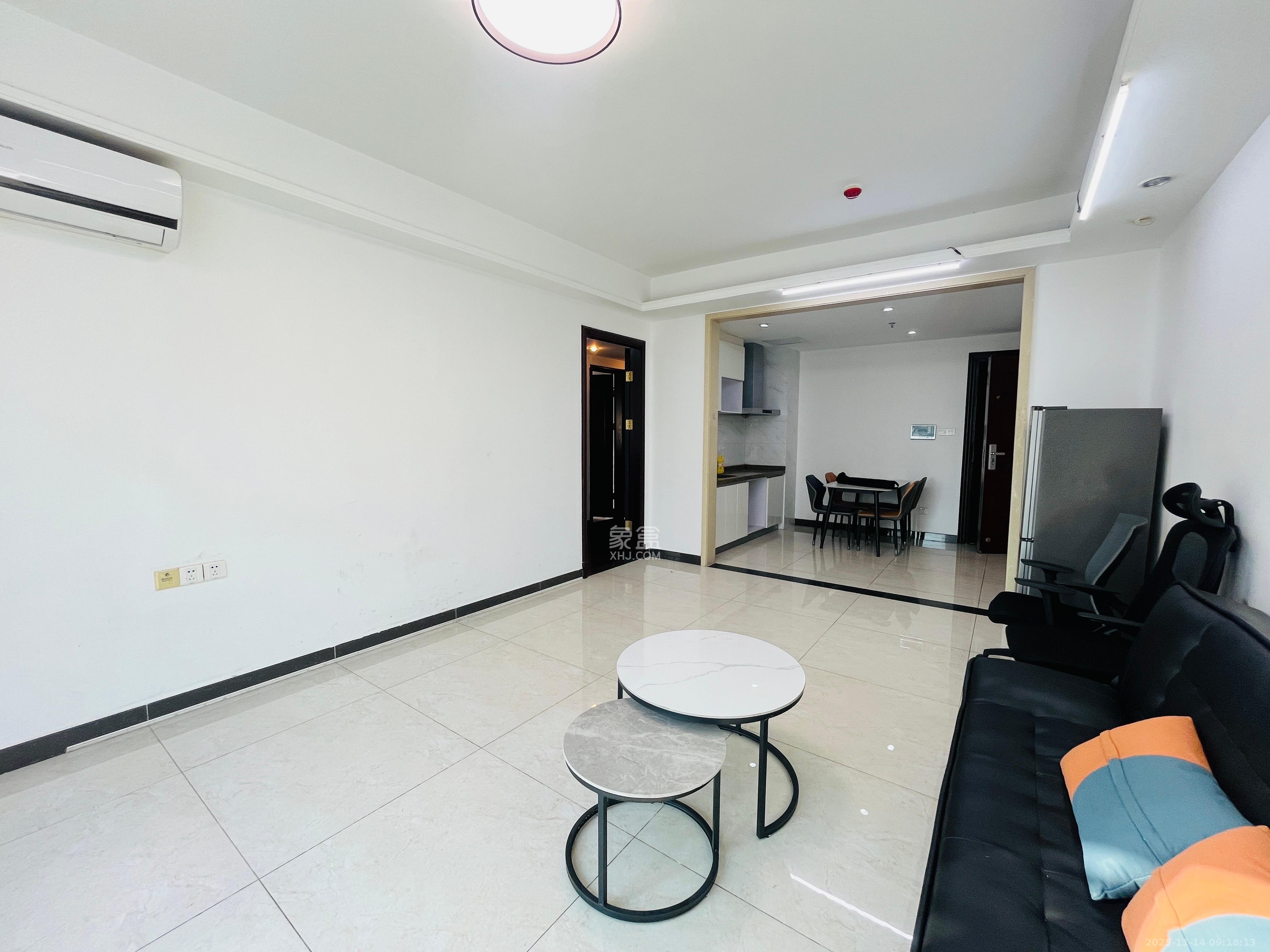 恒大御景湾  1室1厅1卫    2500.0元/月室内图