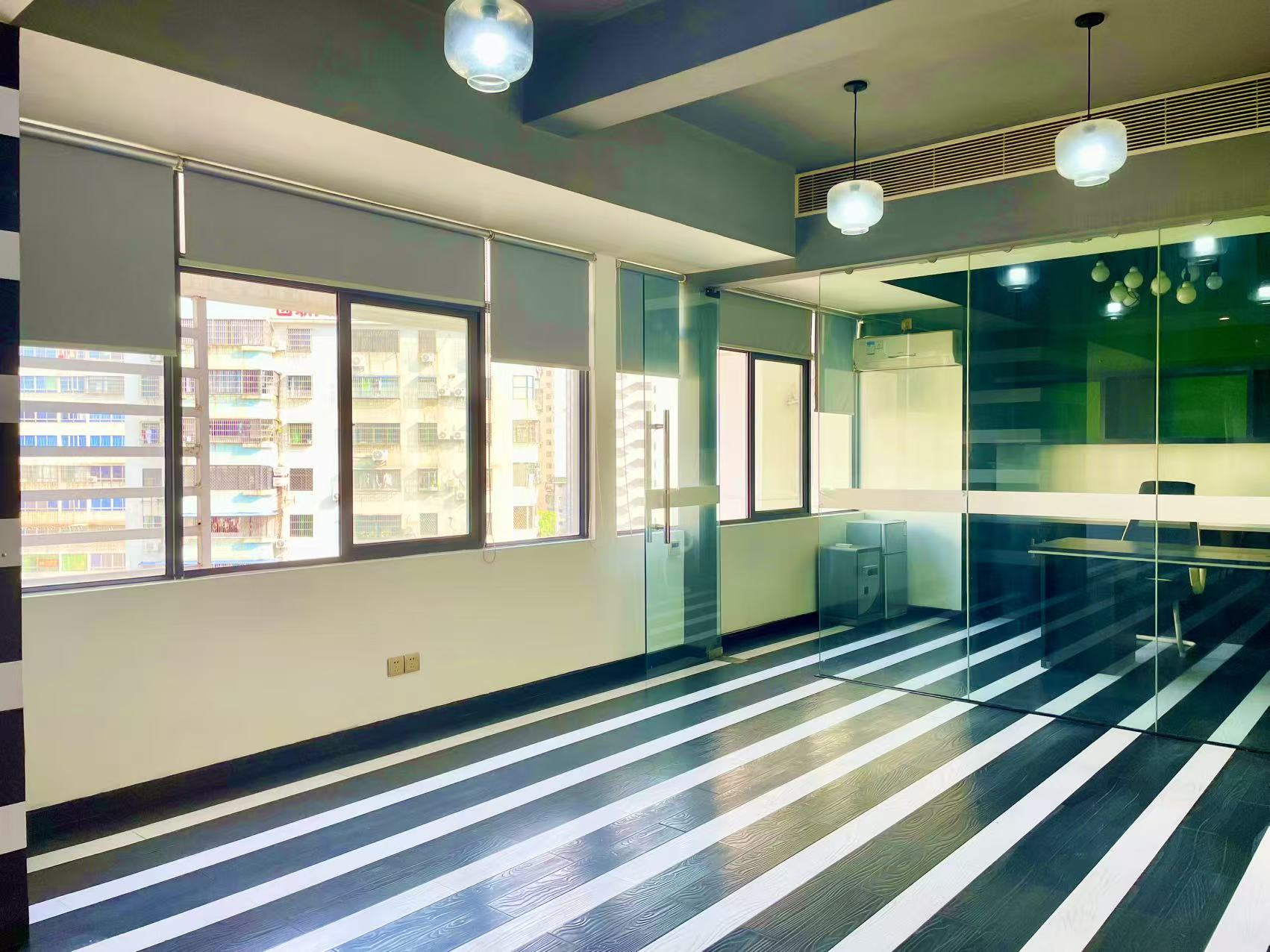 帝国大厦  1室1厅1卫    4000.0元/月室内图