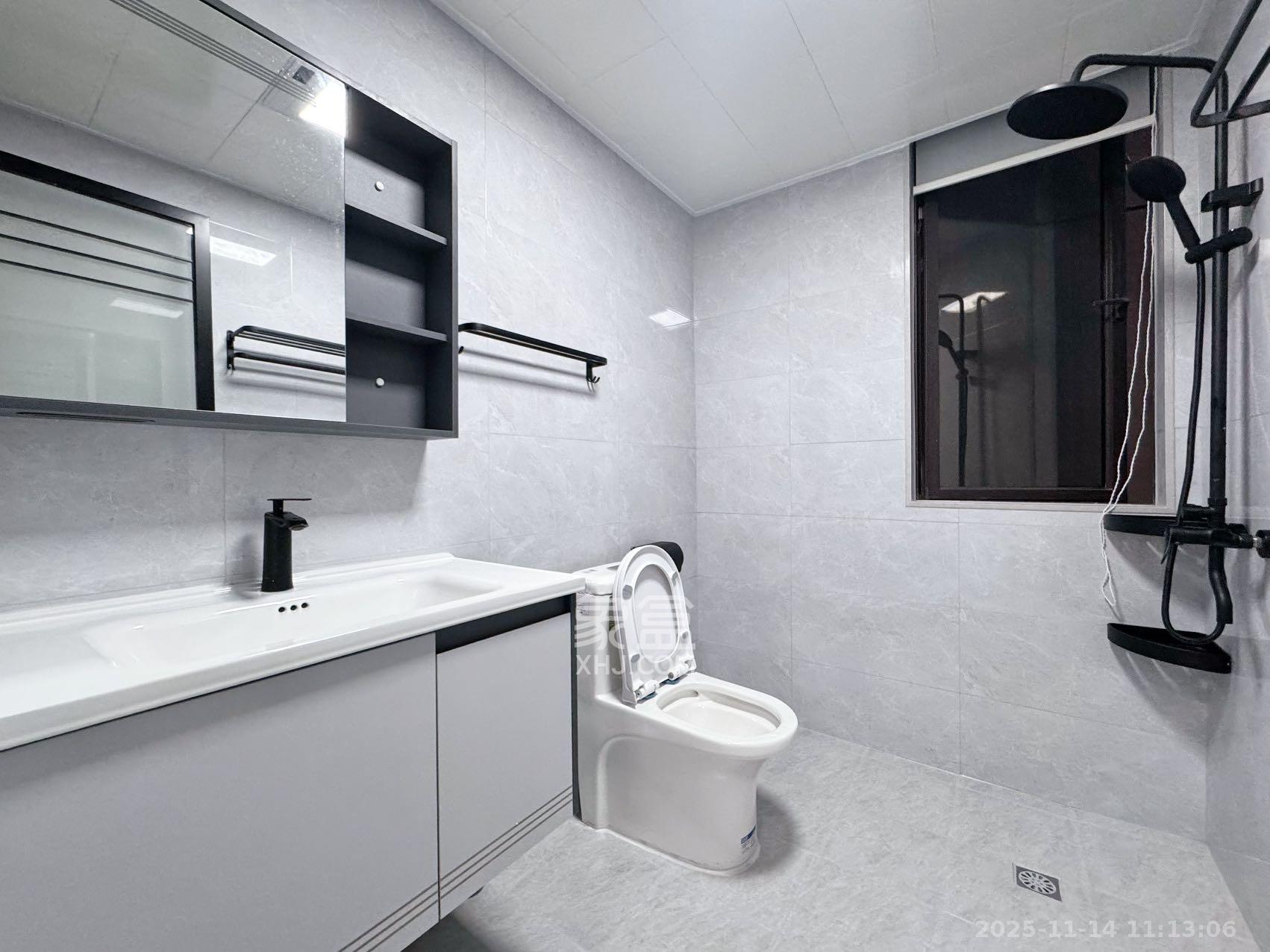 建发央著  4室2厅2卫    4800.0元/月