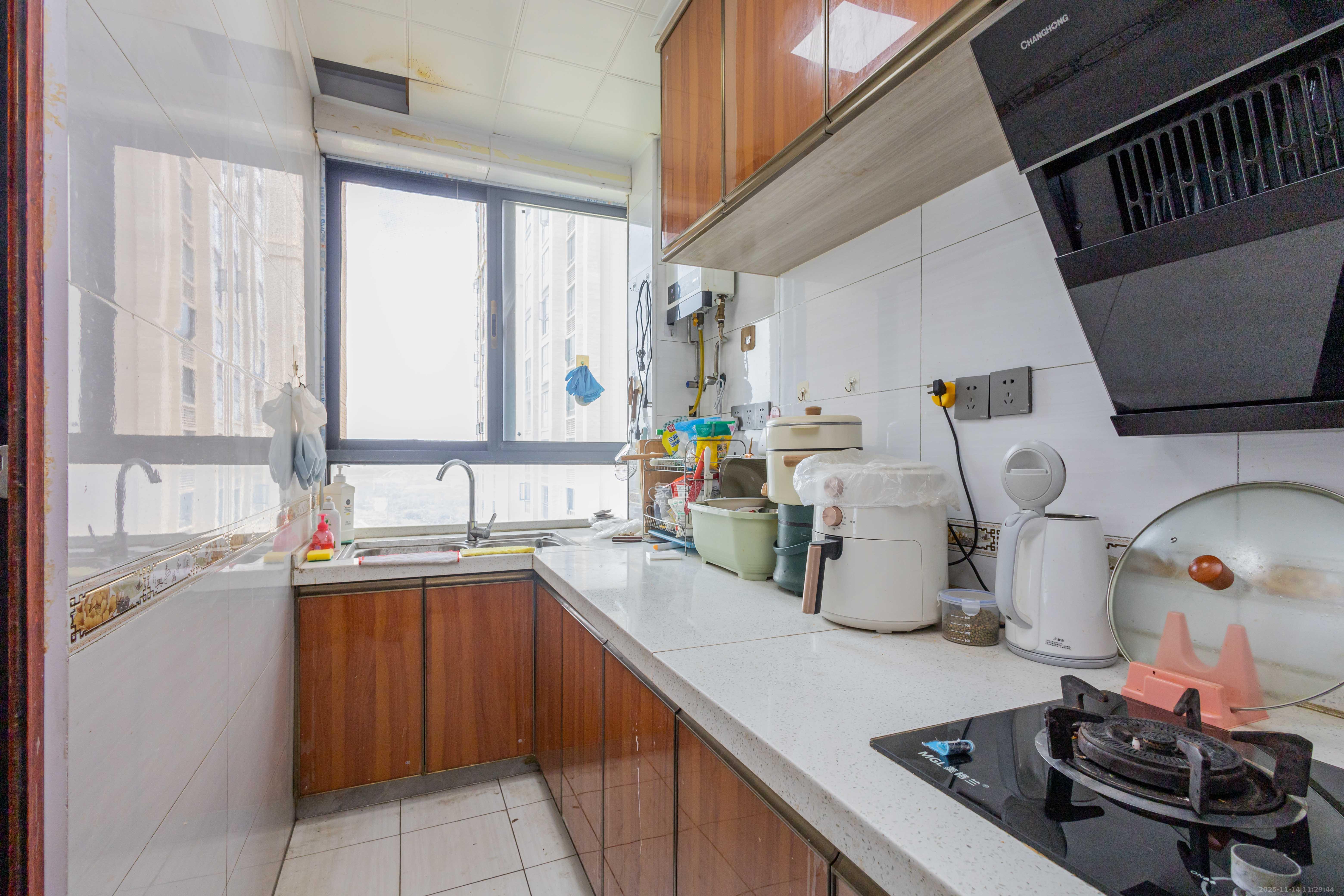 中交中央公园D4区  2室2厅1卫    70.0万厨房