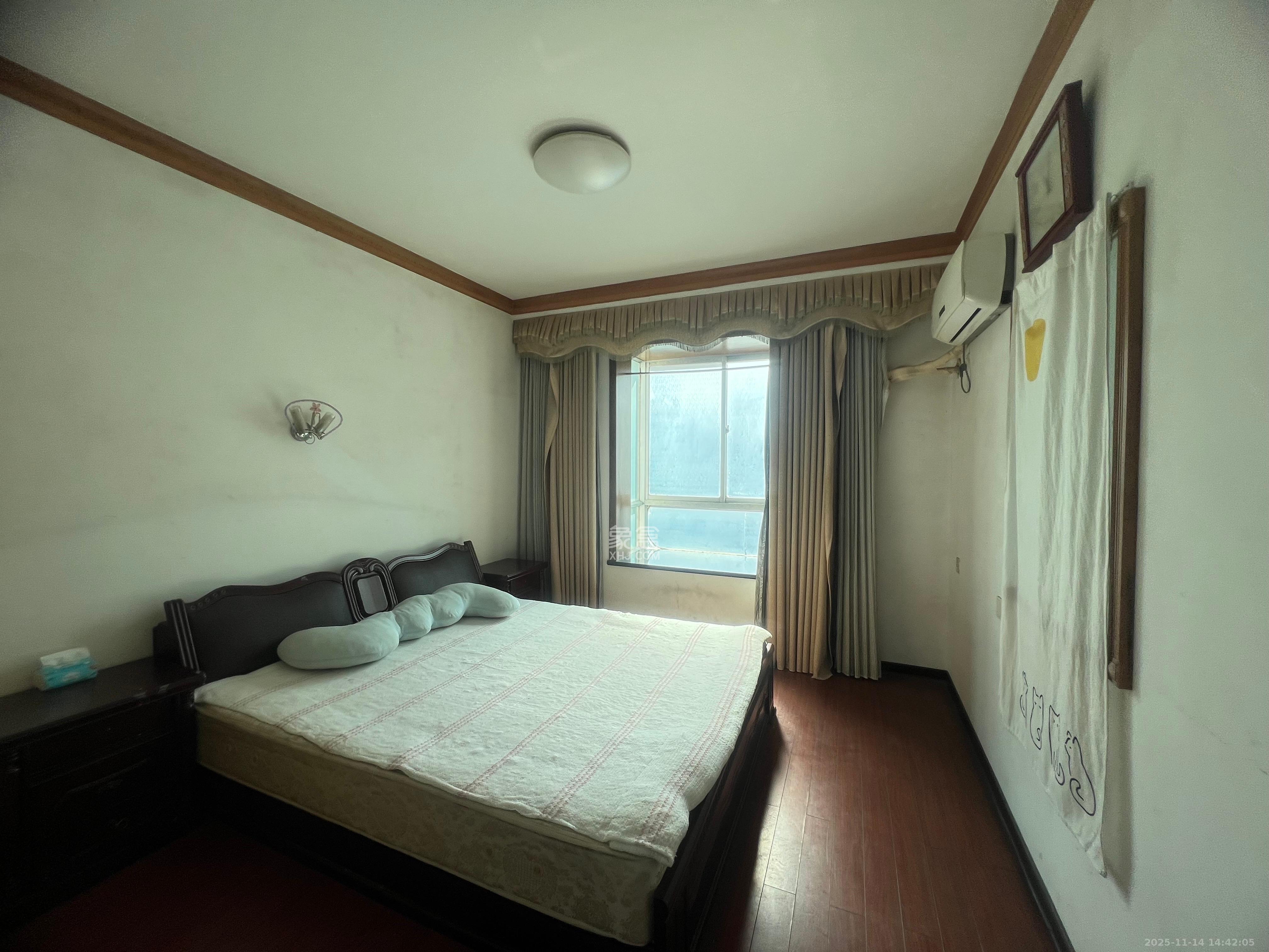 中南汽车世界 2室2厅1卫 1000.0元/月 中南汽车世界 2室2厅1卫 1000.0元/月室内图