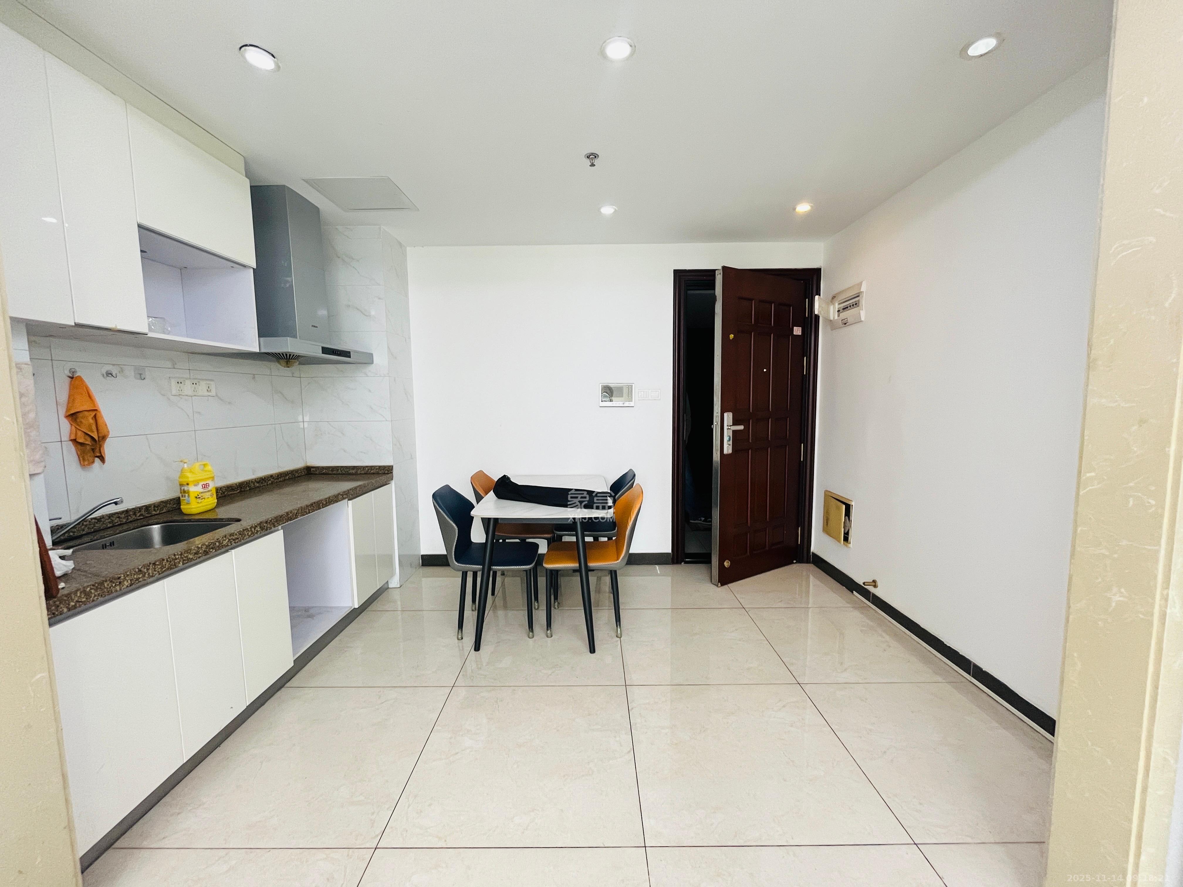 恒大御景湾 1室1厅1卫 2500.0元/月 恒大御景湾 1室1厅1卫 2500.0元/月室内图