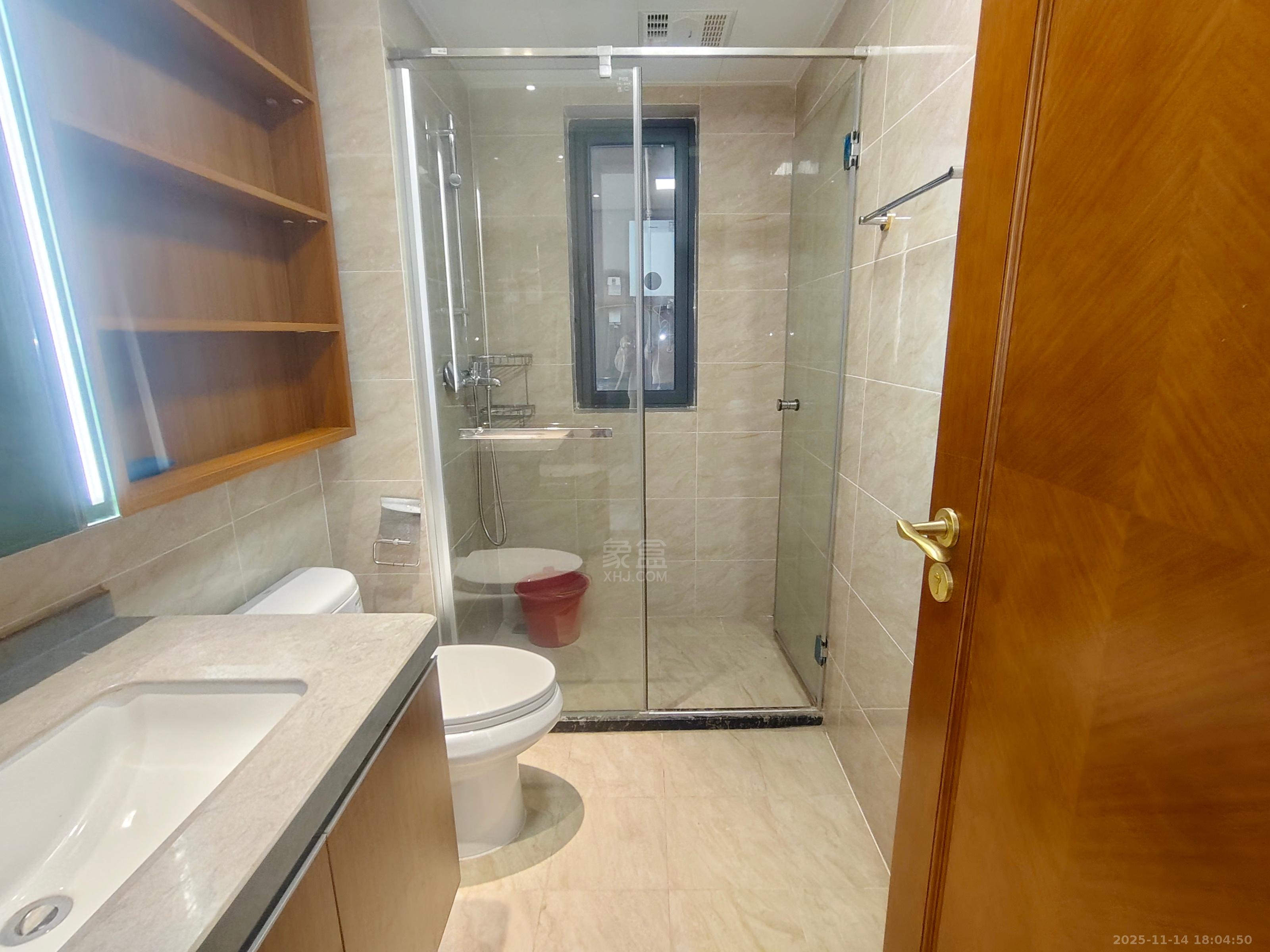 恒大林溪郡 3室2厅2卫 1700.0元/月 恒大林溪郡 3室2厅2卫 1700.0元/月室内图