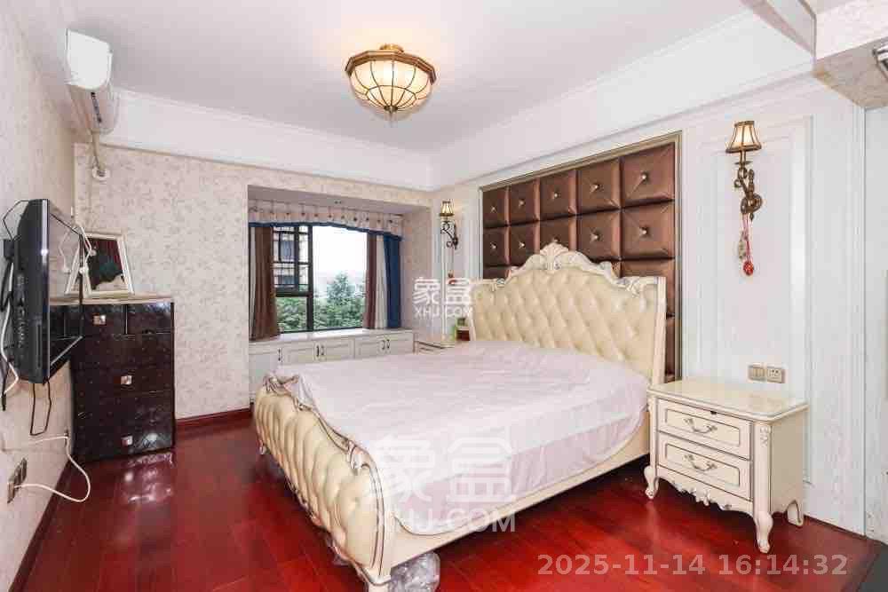 保利麓谷林语F区  3室2厅1卫    3500.0元/月室内图