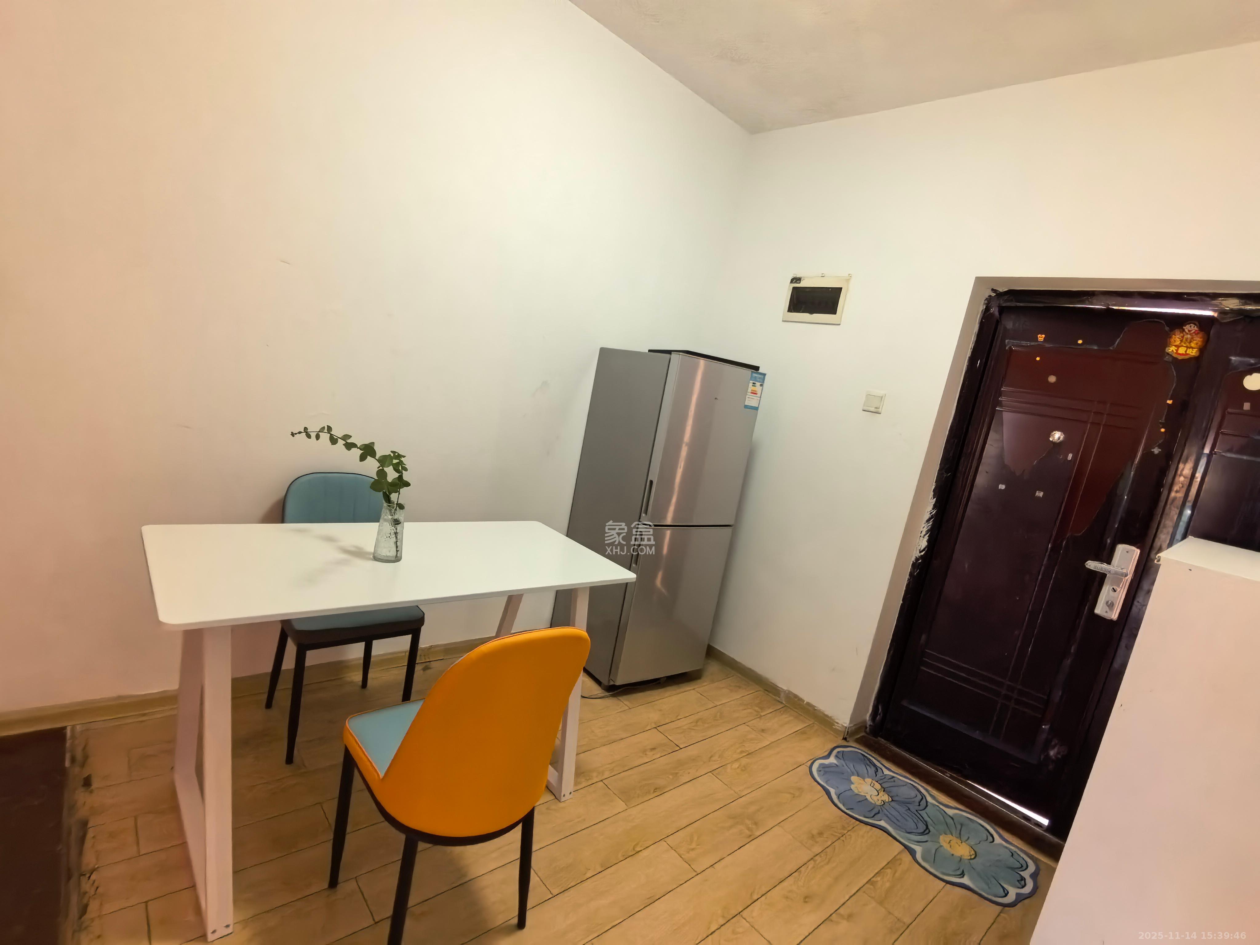 雄新水印廊桥(雄新华府) 1室0厅0卫 1400.0元/月 雄新水印廊桥(雄新华府) 1室0厅0卫 1400.0元/月室内图