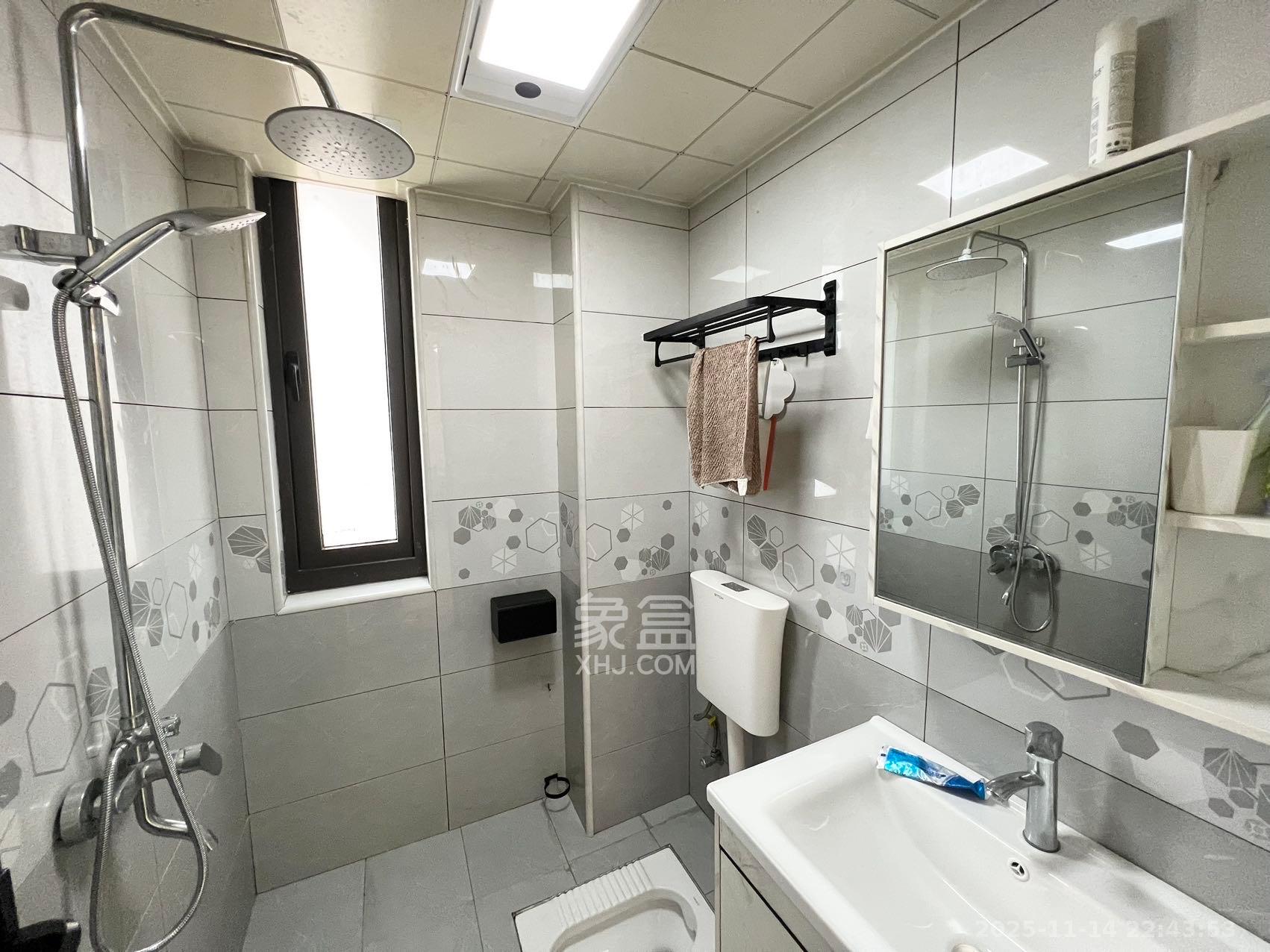 东合新苑 2室2厅1卫 2000.0元/月 东合新苑 2室2厅1卫 2000.0元/月室内图