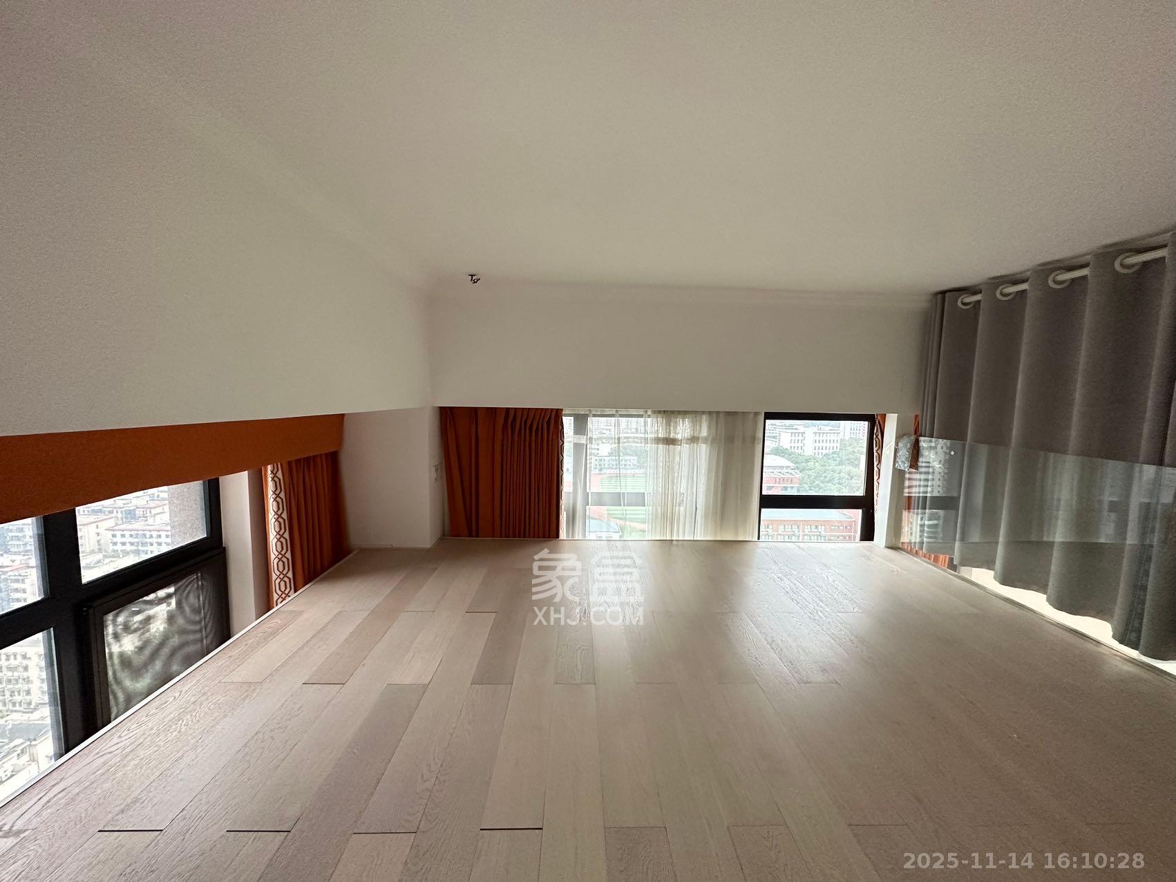 荣悦台  1室1厅1卫    2300.0元/月室内图