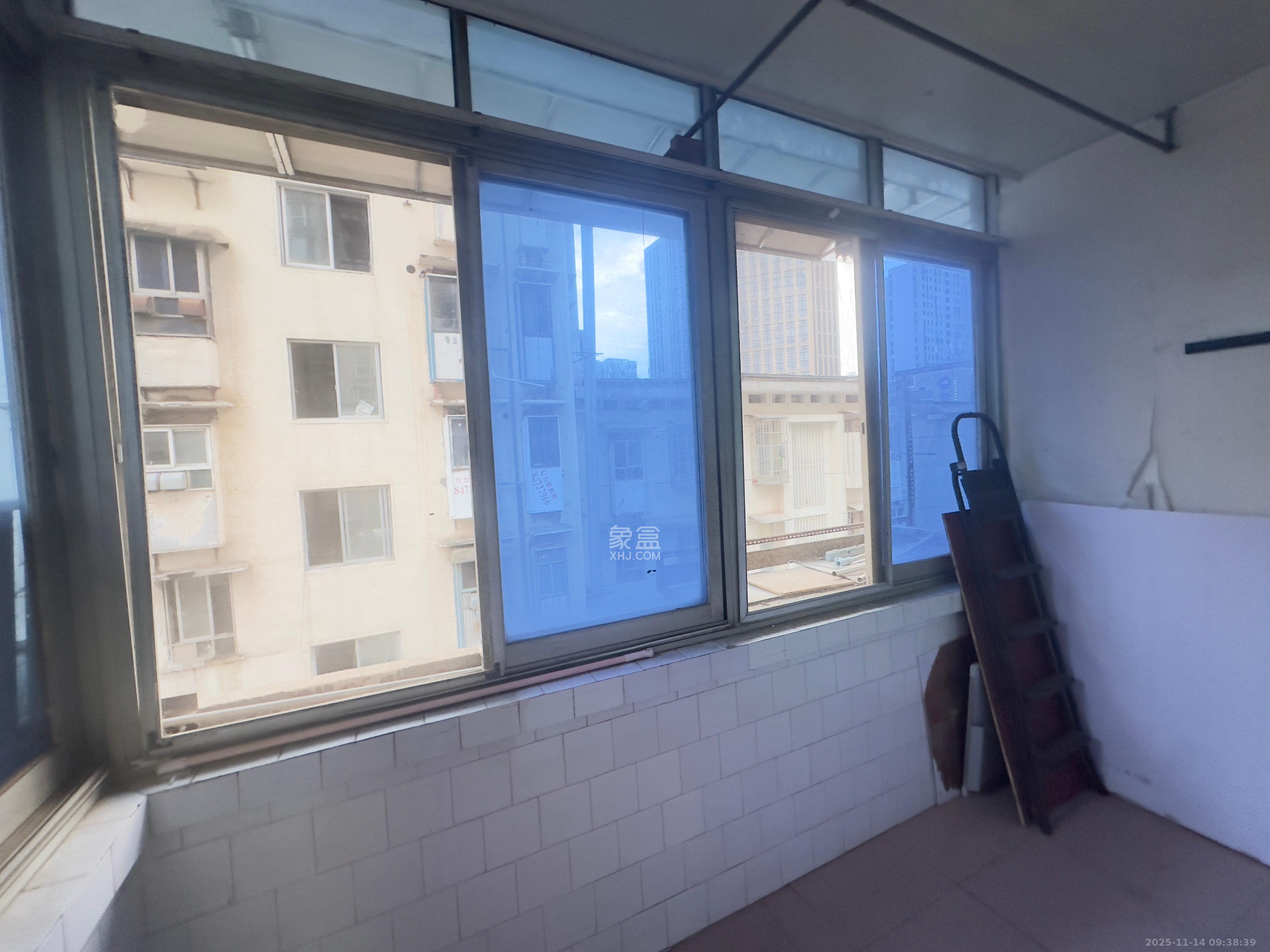 人民东路、人民中路散盘  3室1厅1卫    1100.0元/月室内图