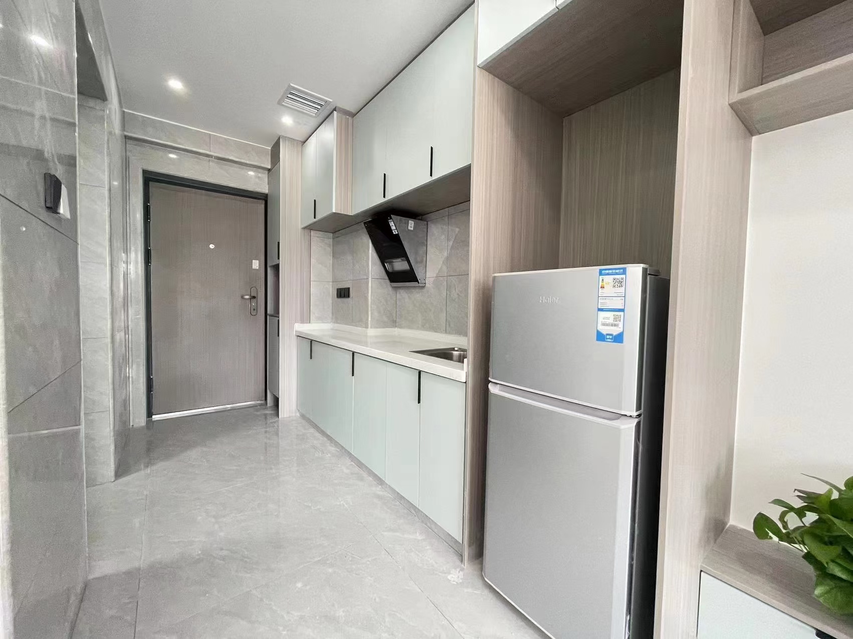 融冠乐城  1室1厅1卫    1500.0元/月室内图