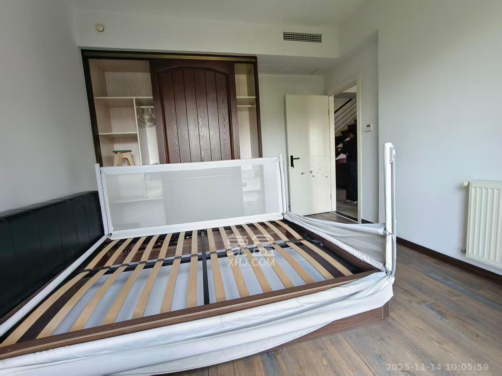 美洲故事高层  6室2厅2卫    5500.0元/月室内图