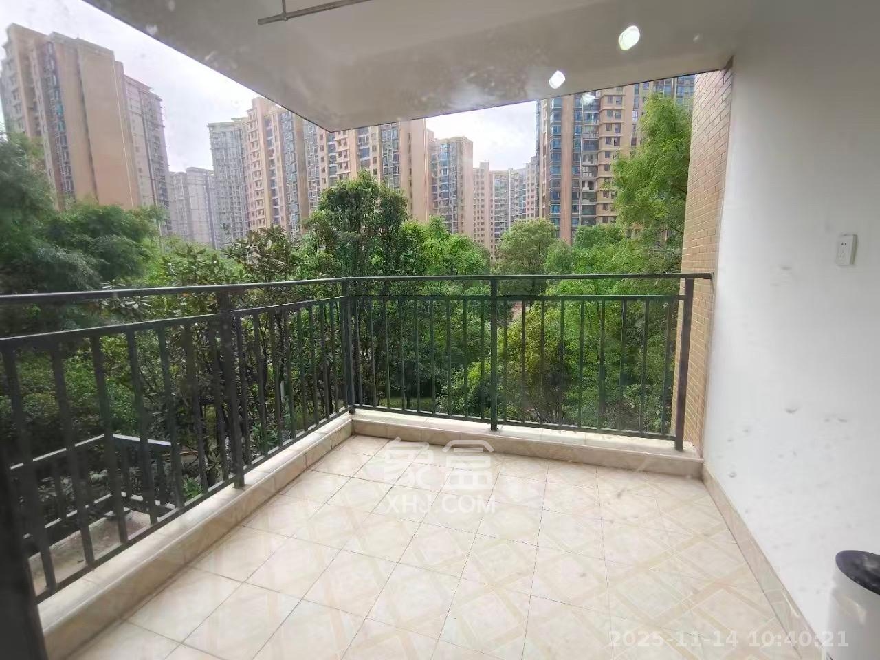 玛丽的花园（金色阳光家园）  3室2厅1卫    1700.0元/月室内图