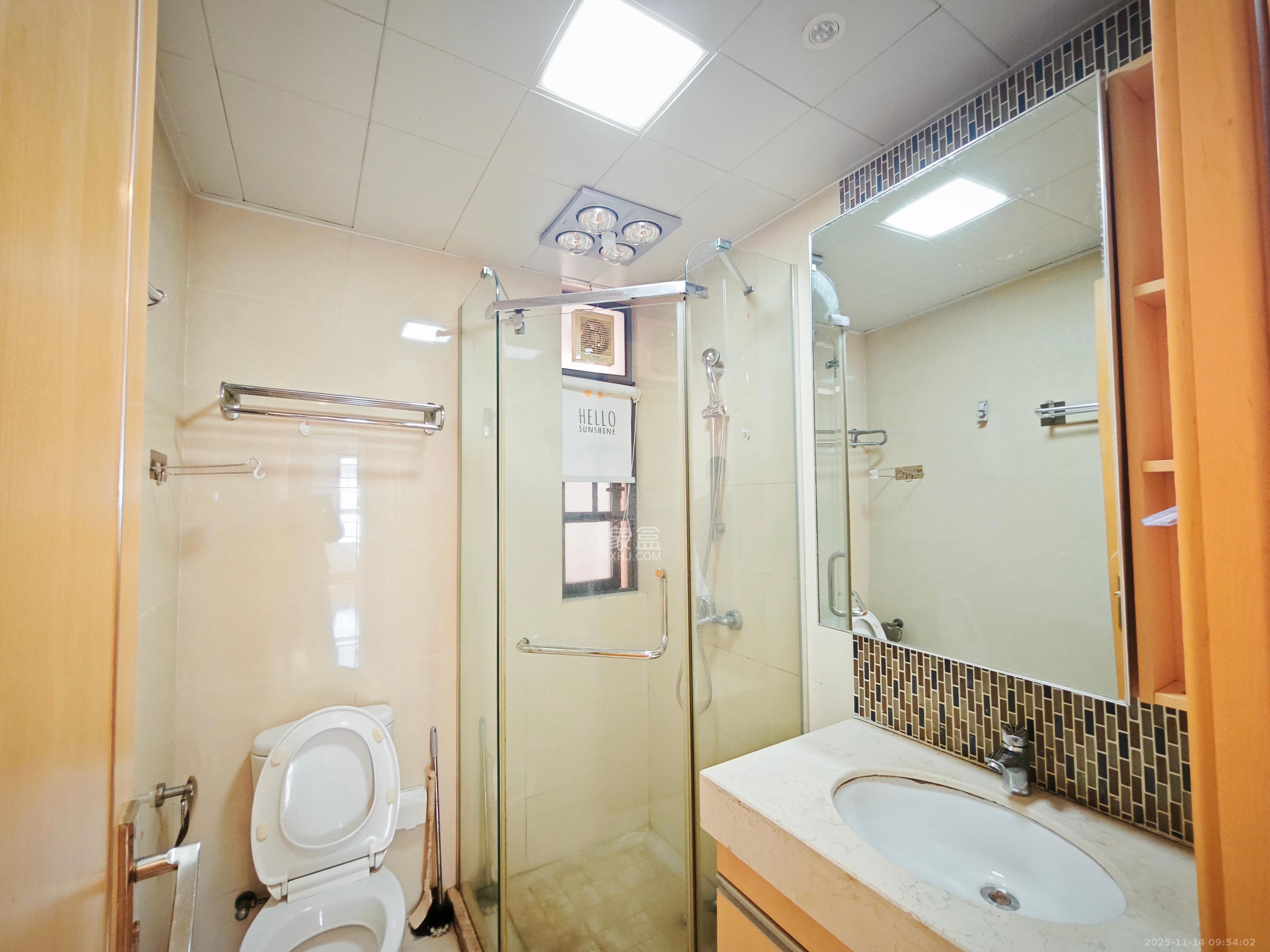 珠江郦城薰衣道 3室2厅1卫 2680.0元/月 珠江郦城薰衣道 3室2厅1卫 2680.0元/月室内图