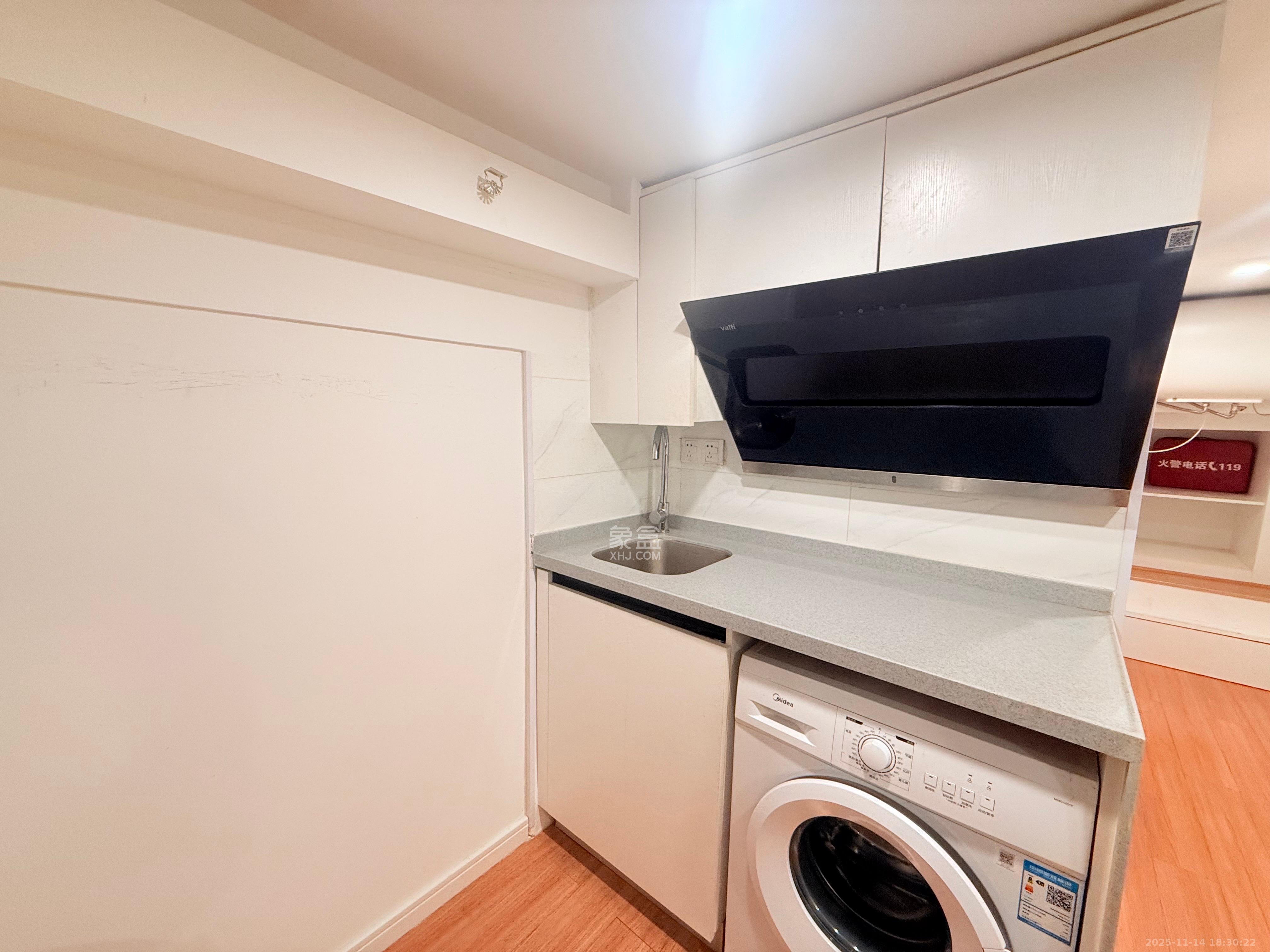 卓越江岸 1室1厅1卫 1400.0元/月 卓越江岸 1室1厅1卫 1400.0元/月室内图