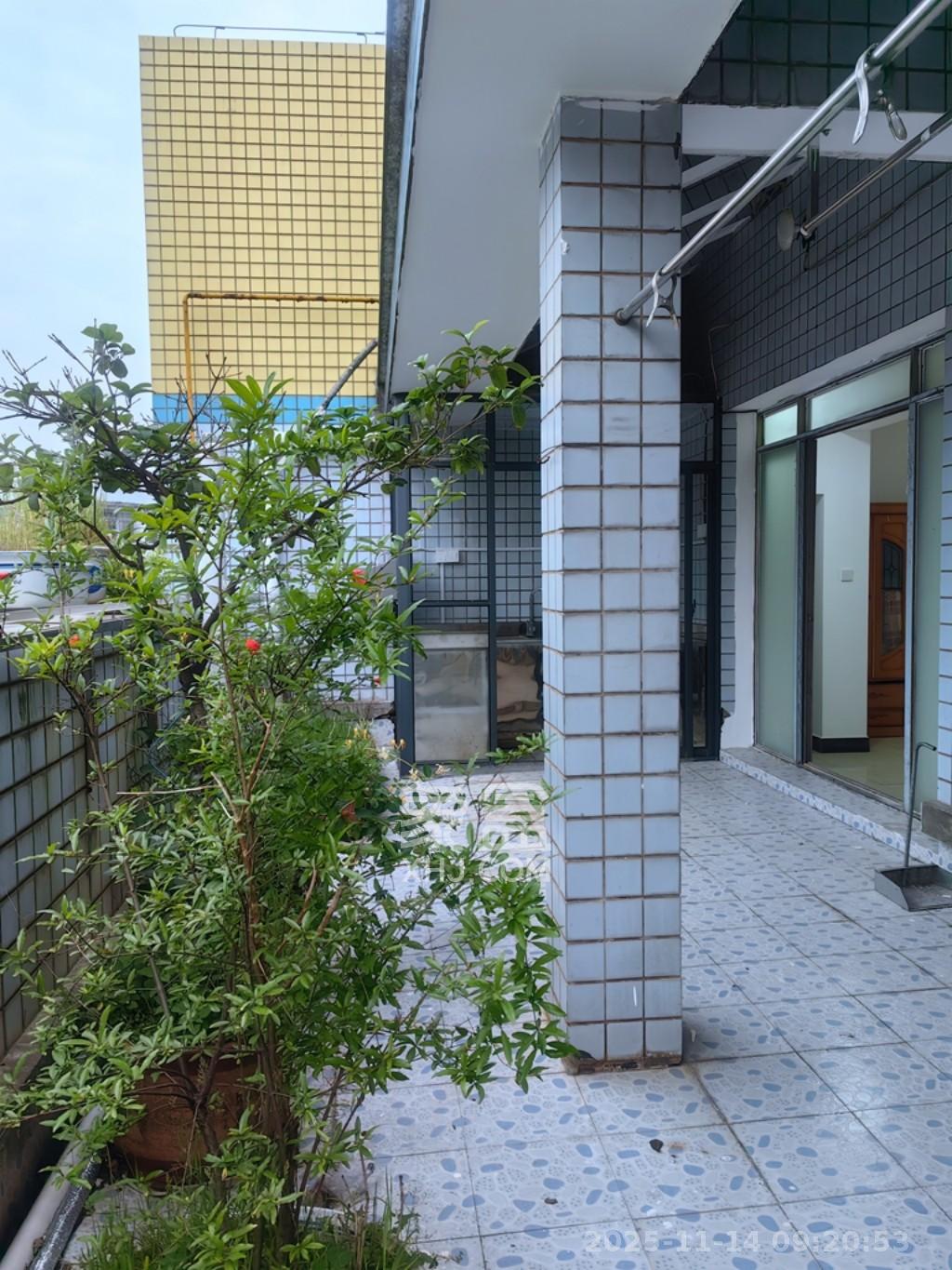 欣胜园 2室2厅1卫 1400.0元/月 欣胜园 2室2厅1卫 1400.0元/月室内图