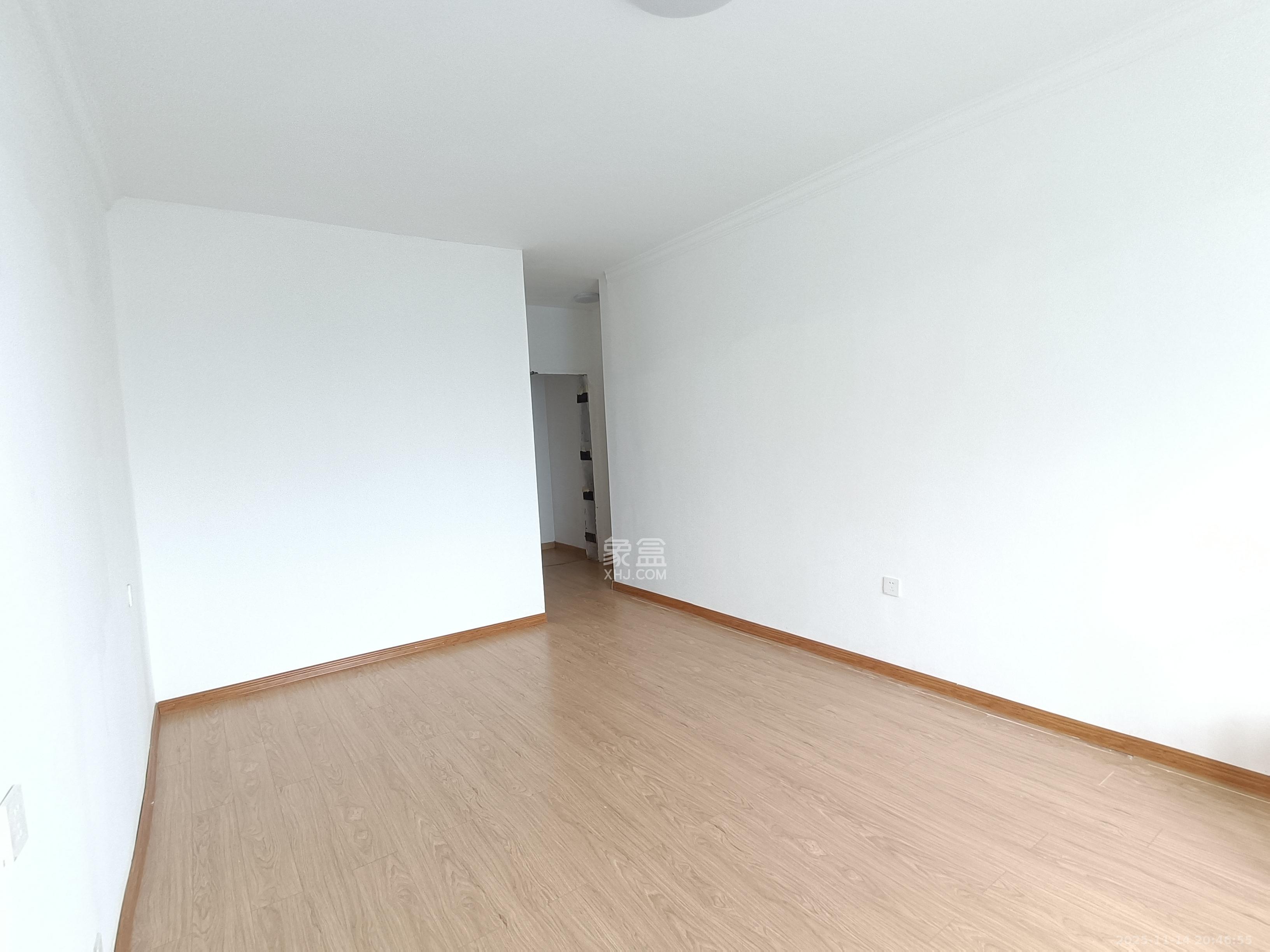 金辉优步花园  3室2厅2卫    3000.0元/月室内图