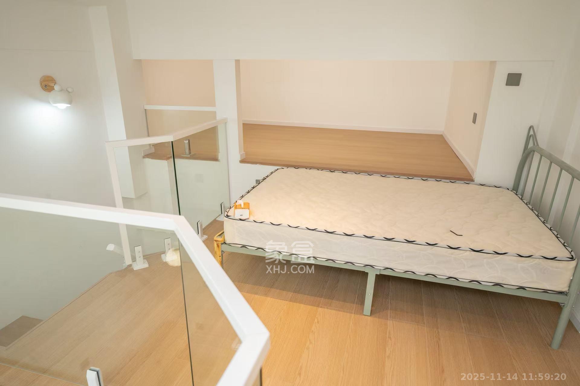 金地兰亭樾  2室1厅1卫    2500.0元/月室内图