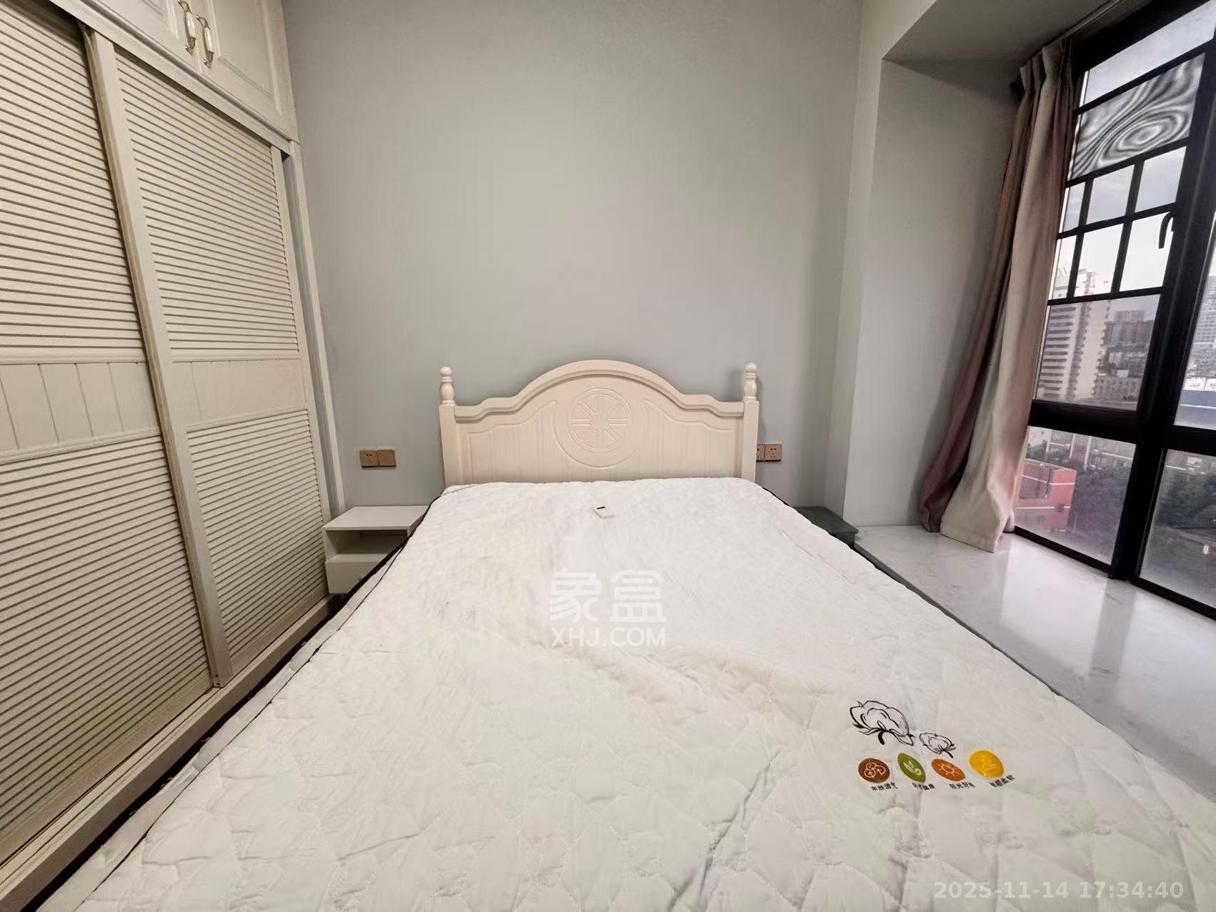 荣悦台  1室1厅1卫    2400.0元/月室内图