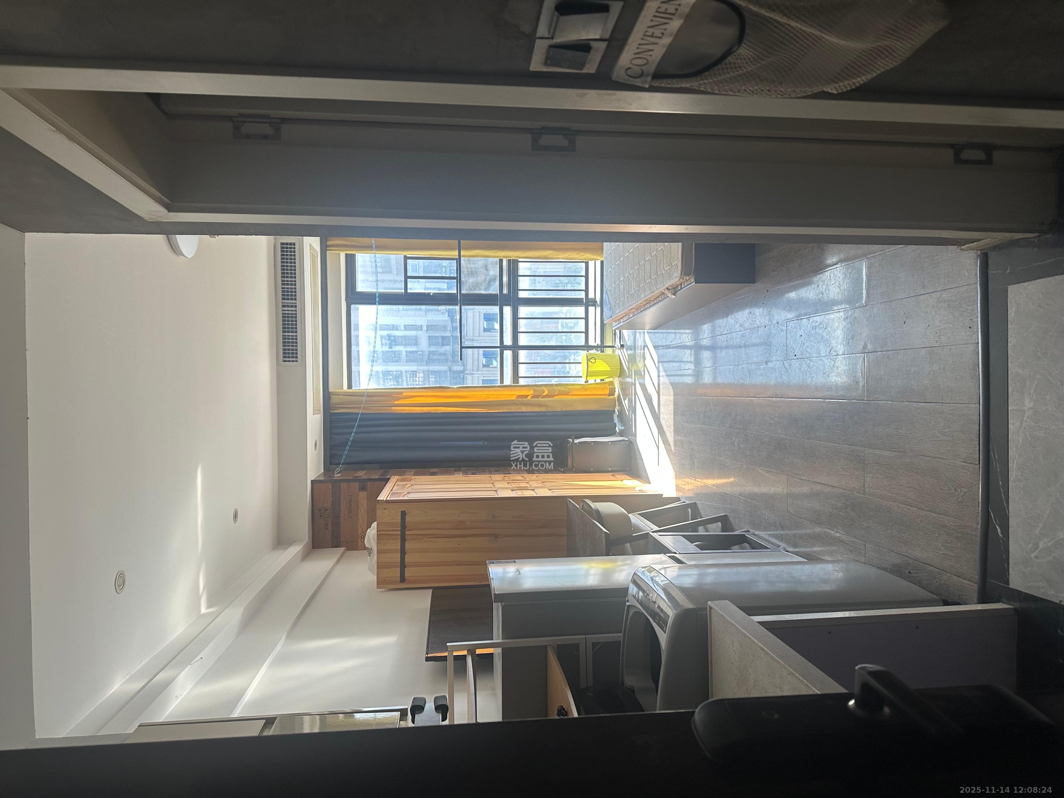 梅溪鑫苑名家  1室0厅0卫    1300.0元/月